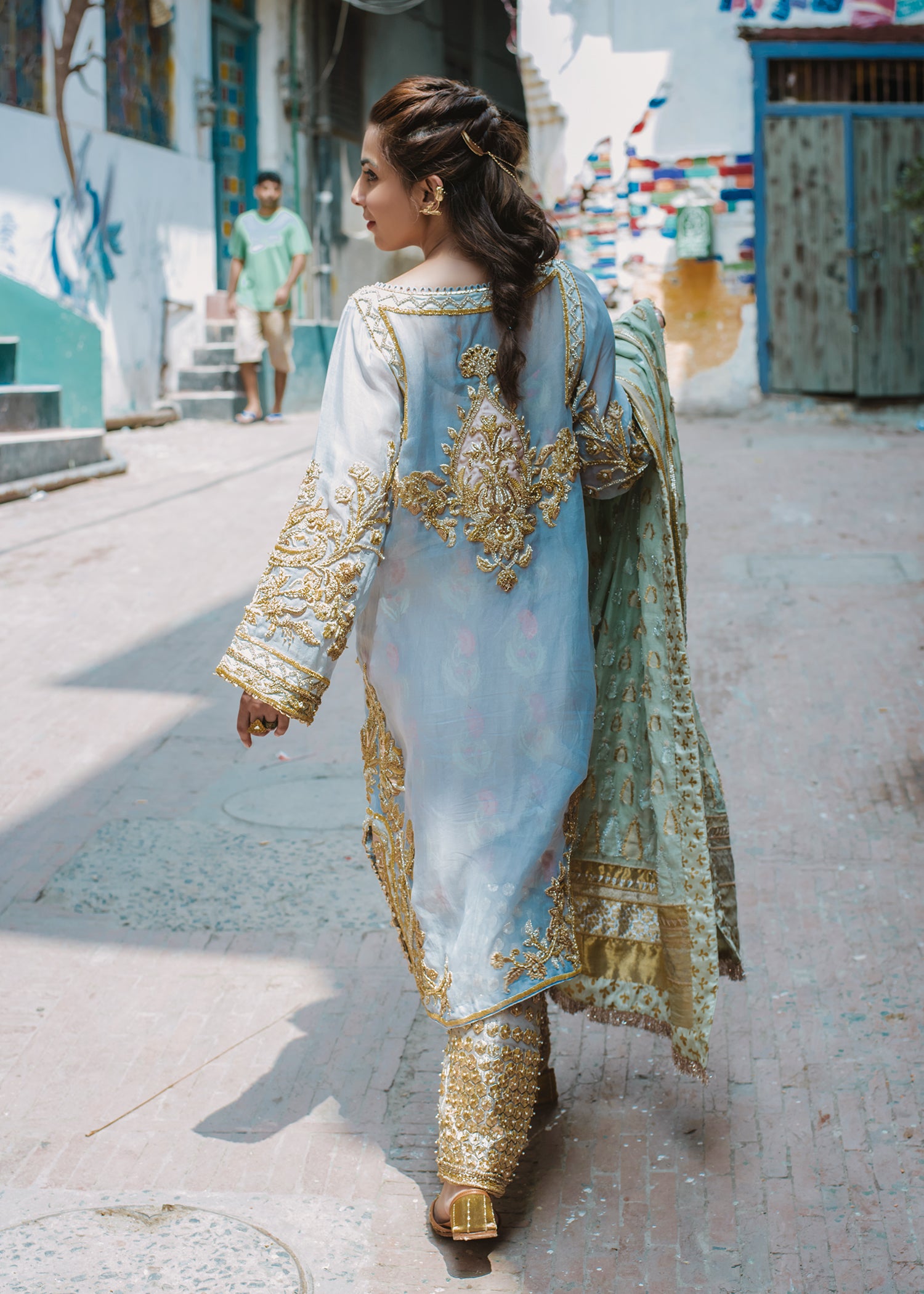 Blue Embroidered Organza Salwar Kameez (3-Piece) - Image 2