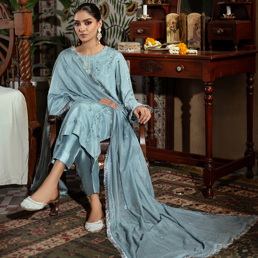 Pakistani Ice Blue Embroidered Raw Silk Kurta Set (4-Piece) - Image 5