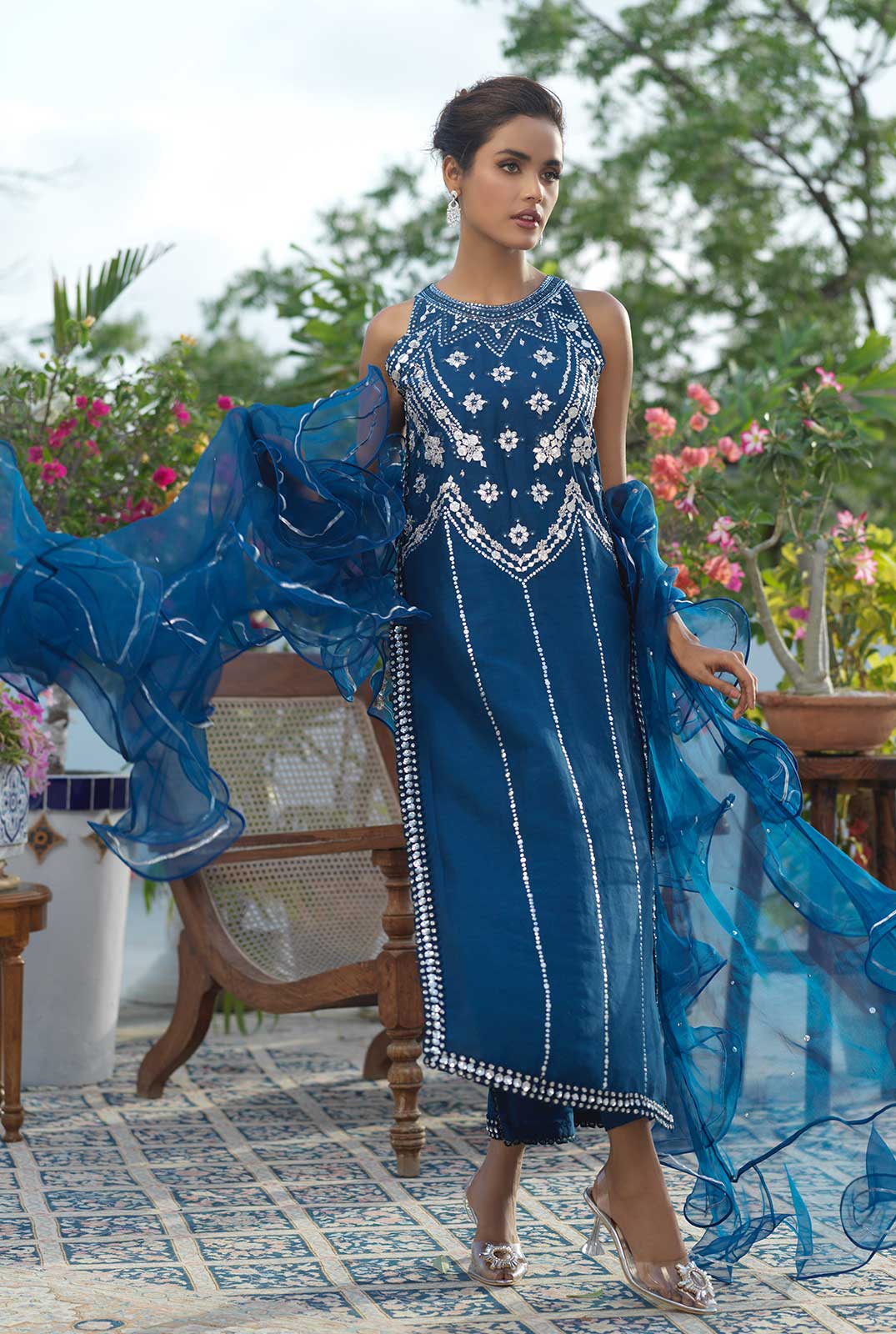 Deep Blue Kamdaani Zardozi Raw Silk Salwar Kameez (3-Piece) - Image 2