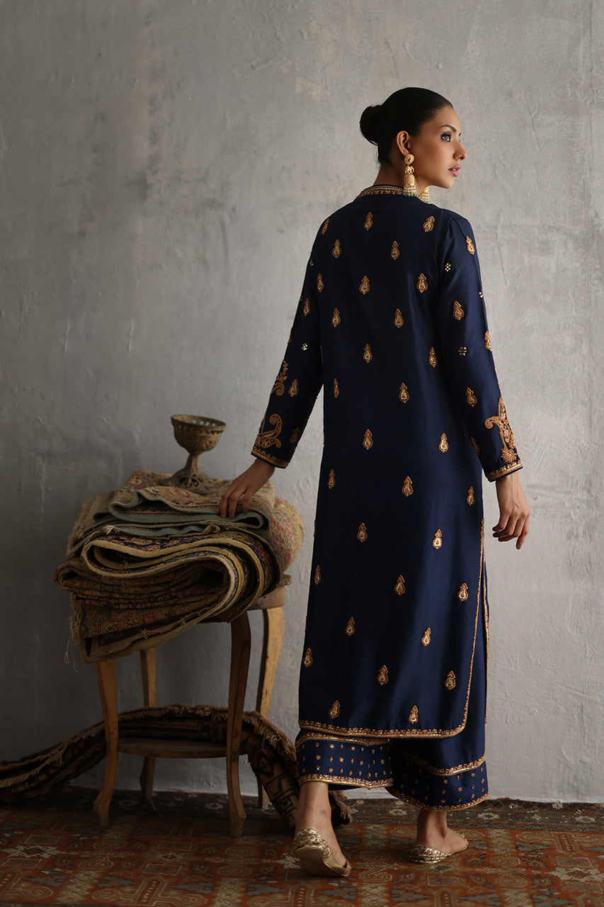 Pakistani Navy Blue Marori Zardozi Raw Silk Salwar Kameez (3-Piece) - Image 2