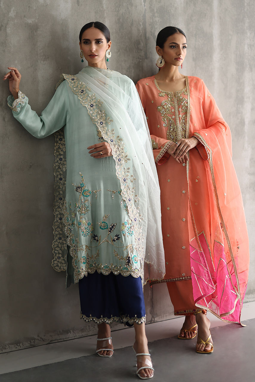 Light Blue Embroidered Raw Silk Kurta Set (3-Piece) - Image 5