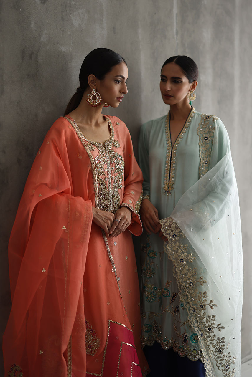 Light Blue Embroidered Raw Silk Kurta Set (3-Piece) - Image 6