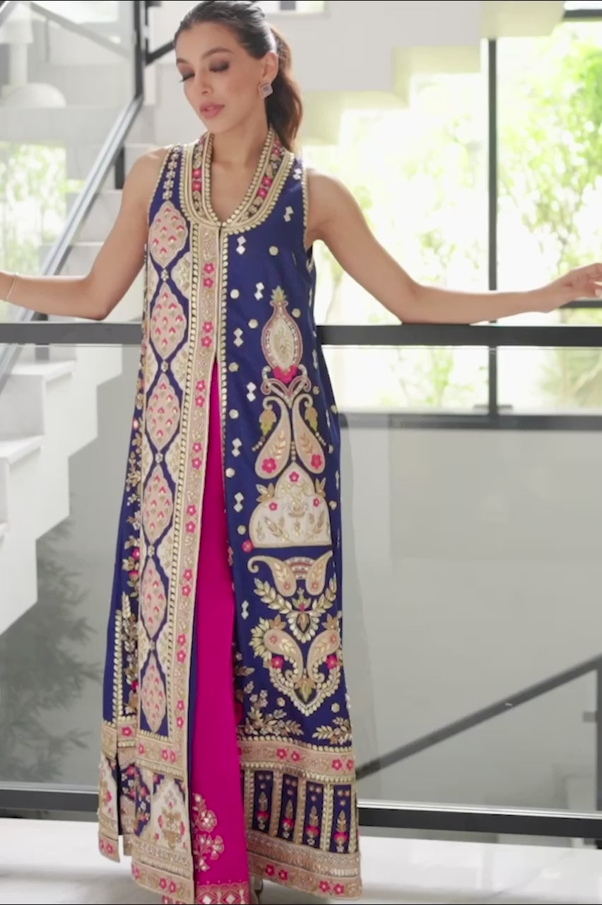 Pakistani Midnight Blue Embroidered Self Jamawar Jacket Set (2-Piece) - Image 5