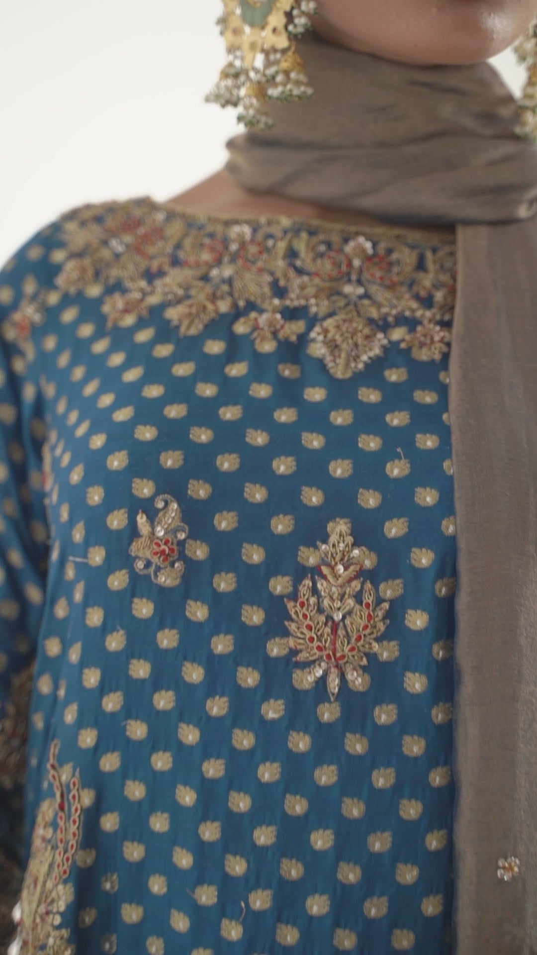 Pakistani Mazarine Blue Zardozi Silk Zari Jamawar Salwar Kameez (3-Piece) - Image 6