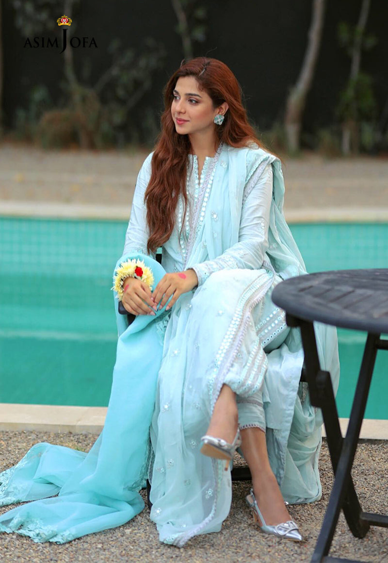 Ice Blue Embroidered Silk 3-Piece Suit - Image 7