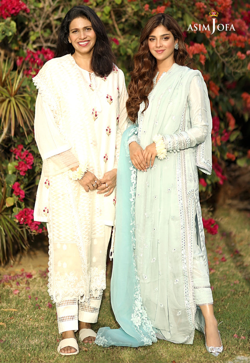 Ice Blue Embroidered Silk 3-Piece Suit - Image 9