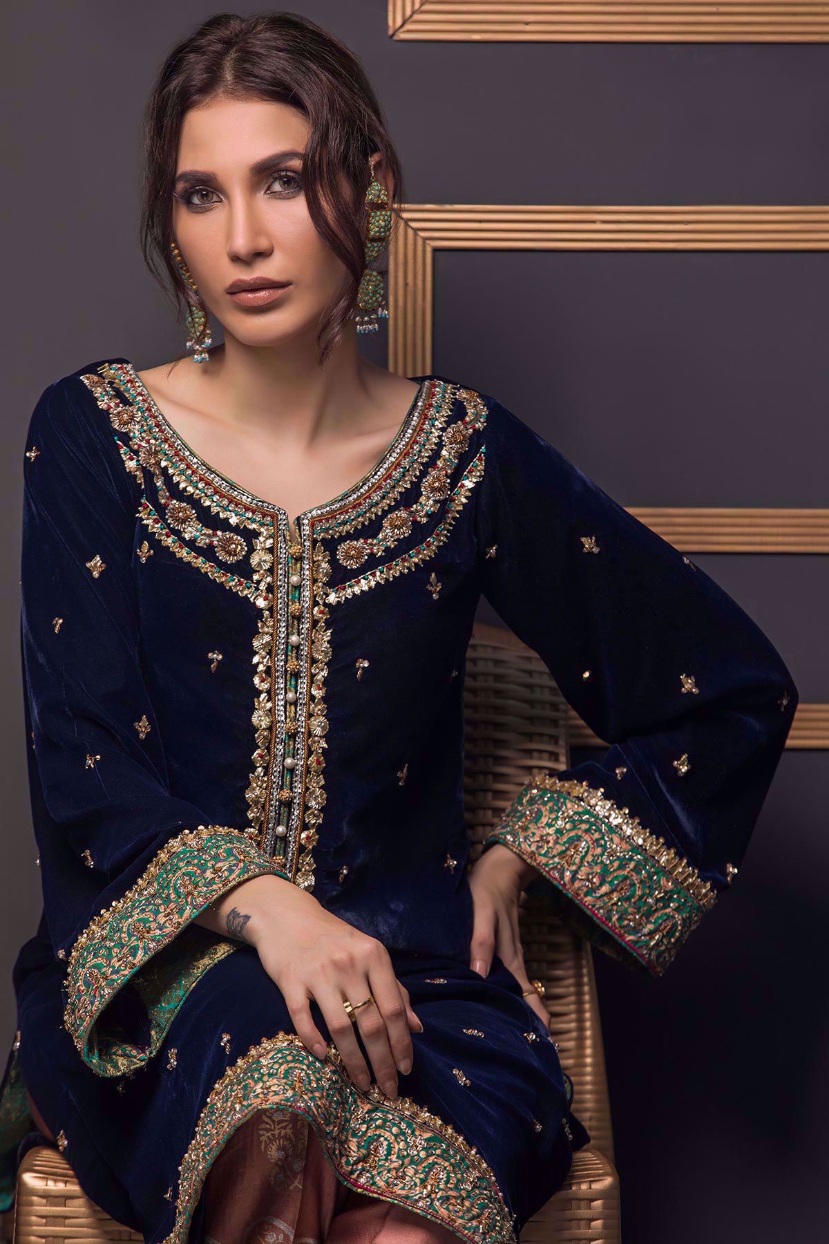 Pakistani Deep Blue Zardozi Velvet Salwar Kameez (3-Piece) - Image 8