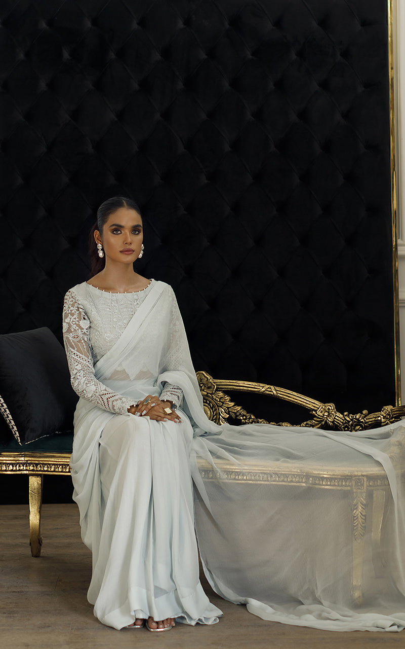 Pakistani Light Blue Embroidered Organza Saree Set (2-Piece) - Image 4