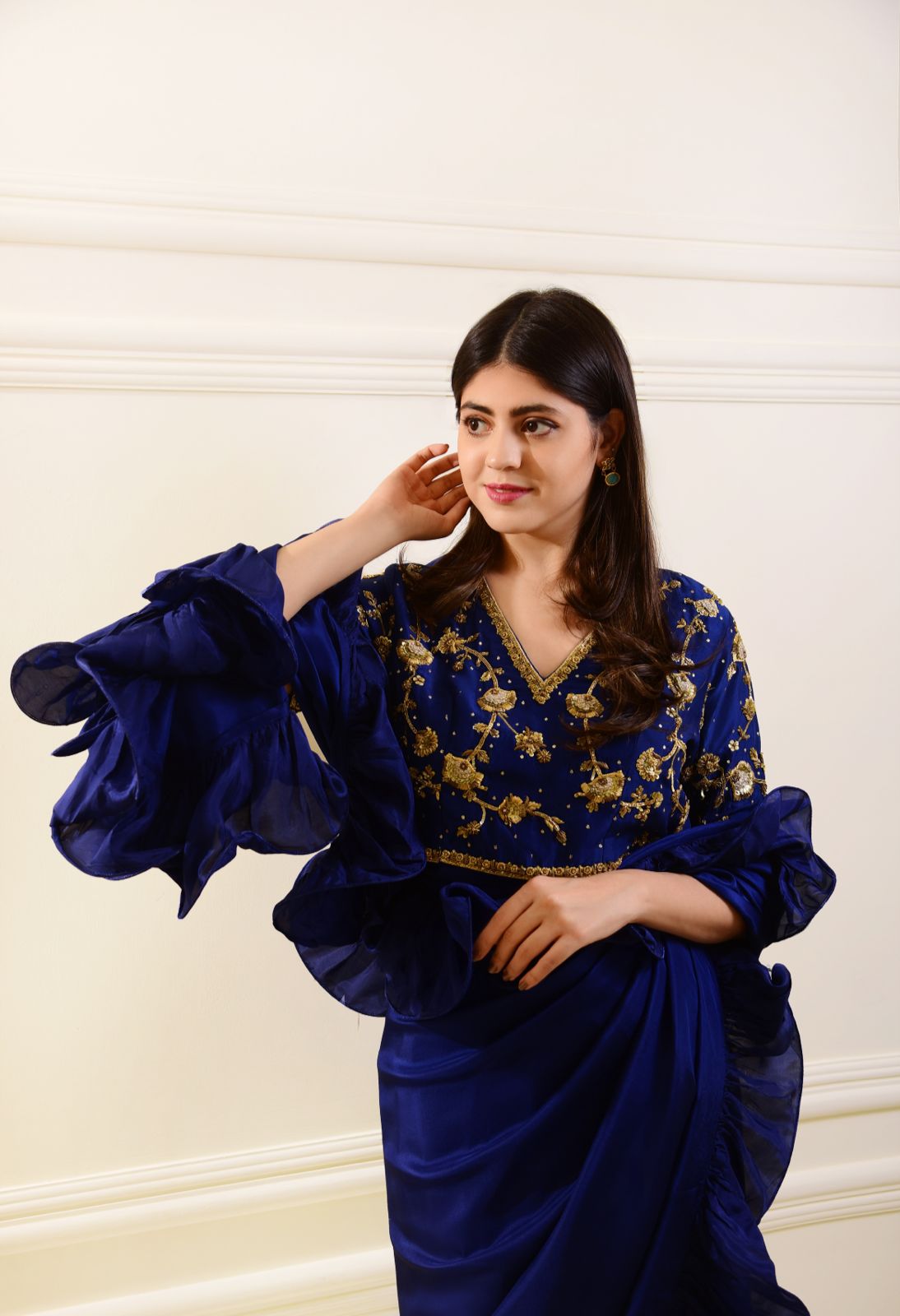 Pakistani Midnight Blue Zardozi Pure Silk Saree (2-Piece) - Image 3