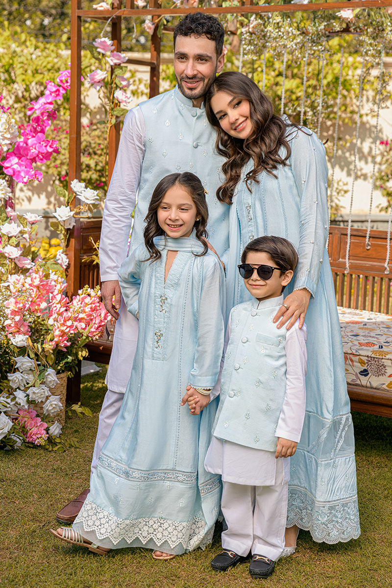 Powder Blue Embroidered Waistcoat Kurta Set (3-Piece) - Image 5