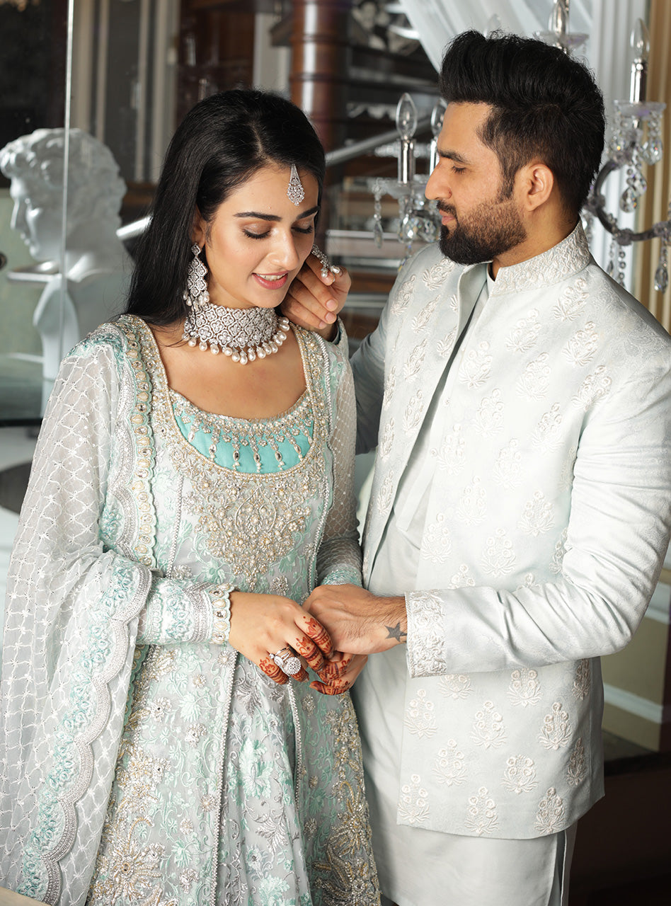 Ice Blue Embroidered Jacquard Waistcoat Kurta Set (3-Piece) - Image 4