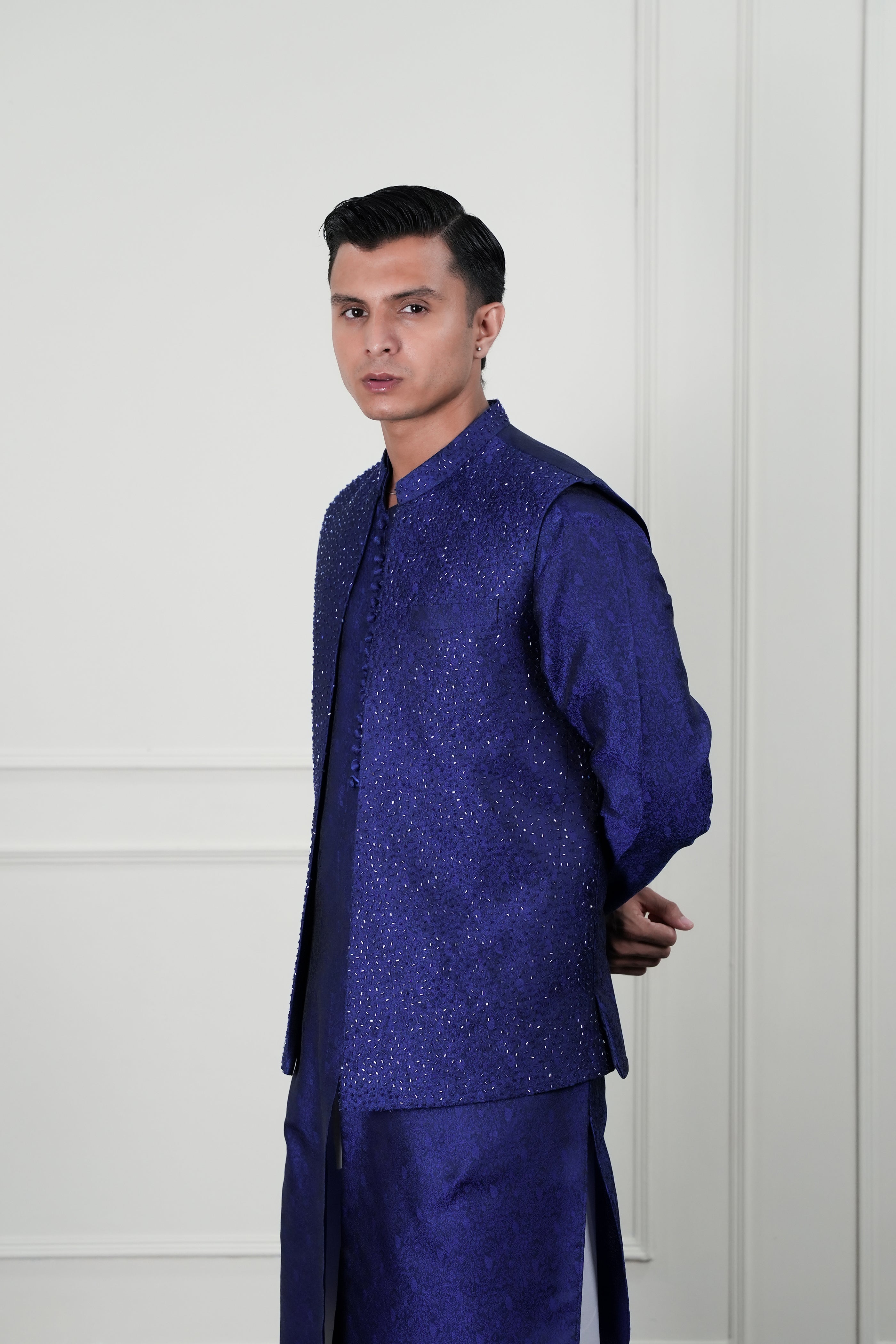 Royal Blue Cutdana Jamawar Waistcoat Kurta (3-Piece) - Image 3