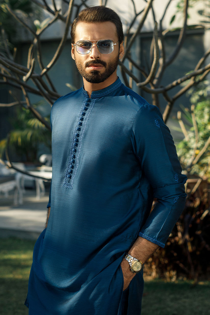 Blue Embroidered Raw Silk Waistcoat Kurta Pajama (3-Piece) - Image 6