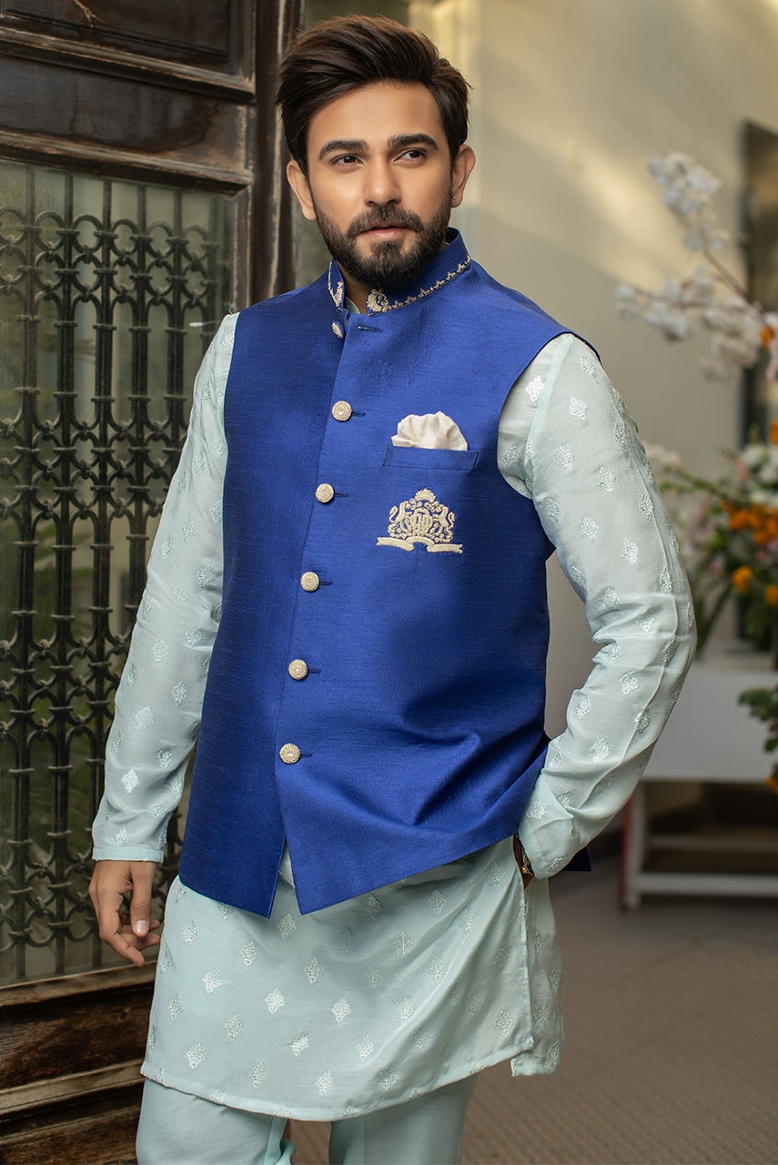 Ice Blue Embroidered Raw Silk Kurta Pajama (3-Piece) - Image 2