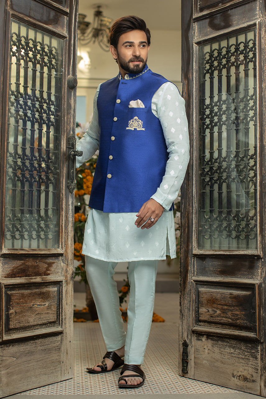 Ice Blue Embroidered Raw Silk Kurta Pajama (3-Piece) - Image 3