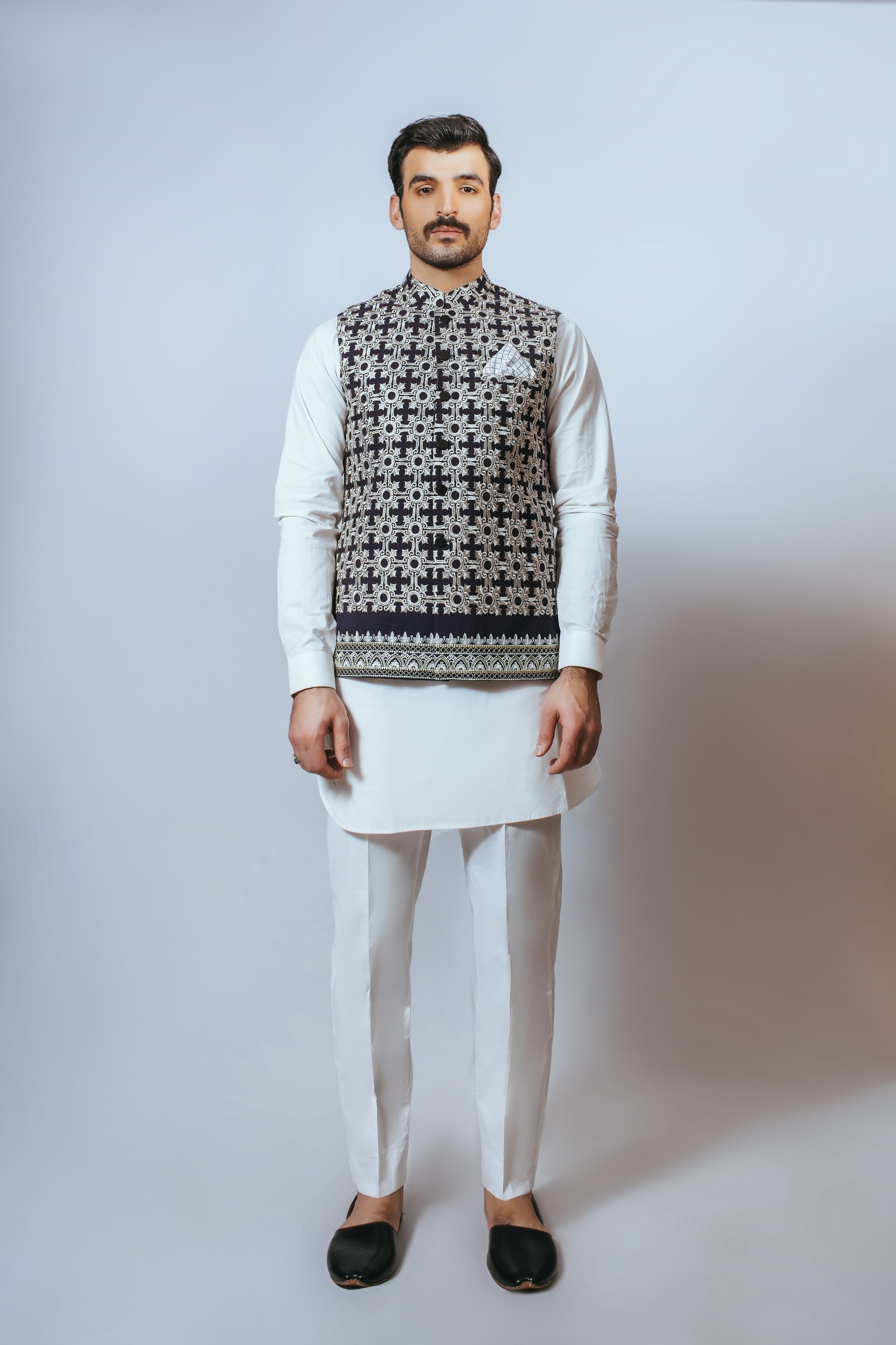 Deep Blue Geometric Embroidered Silk-Blend Waistcoat Kurta (3-Piece) - Image 2