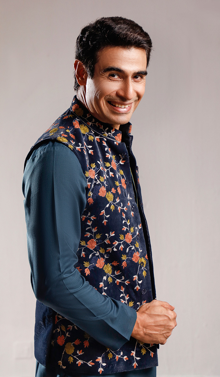 Yale Blue Embroidered Velvet Waistcoat Kurta (3-Piece) - Image 1