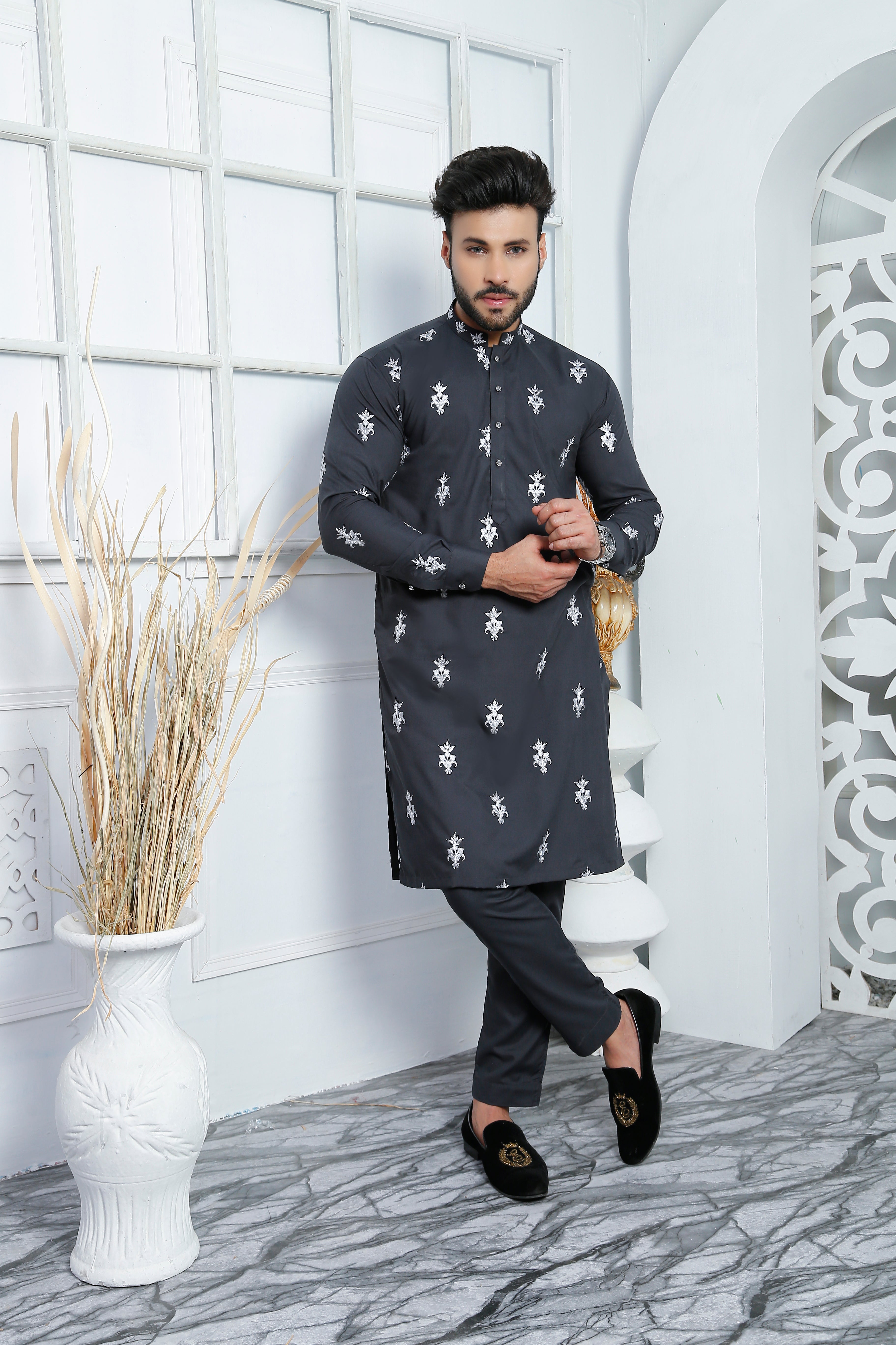 Deep Blue Boti Embroidered Cotton-Silk Kurta Pajama (2-Piece) - Image 2