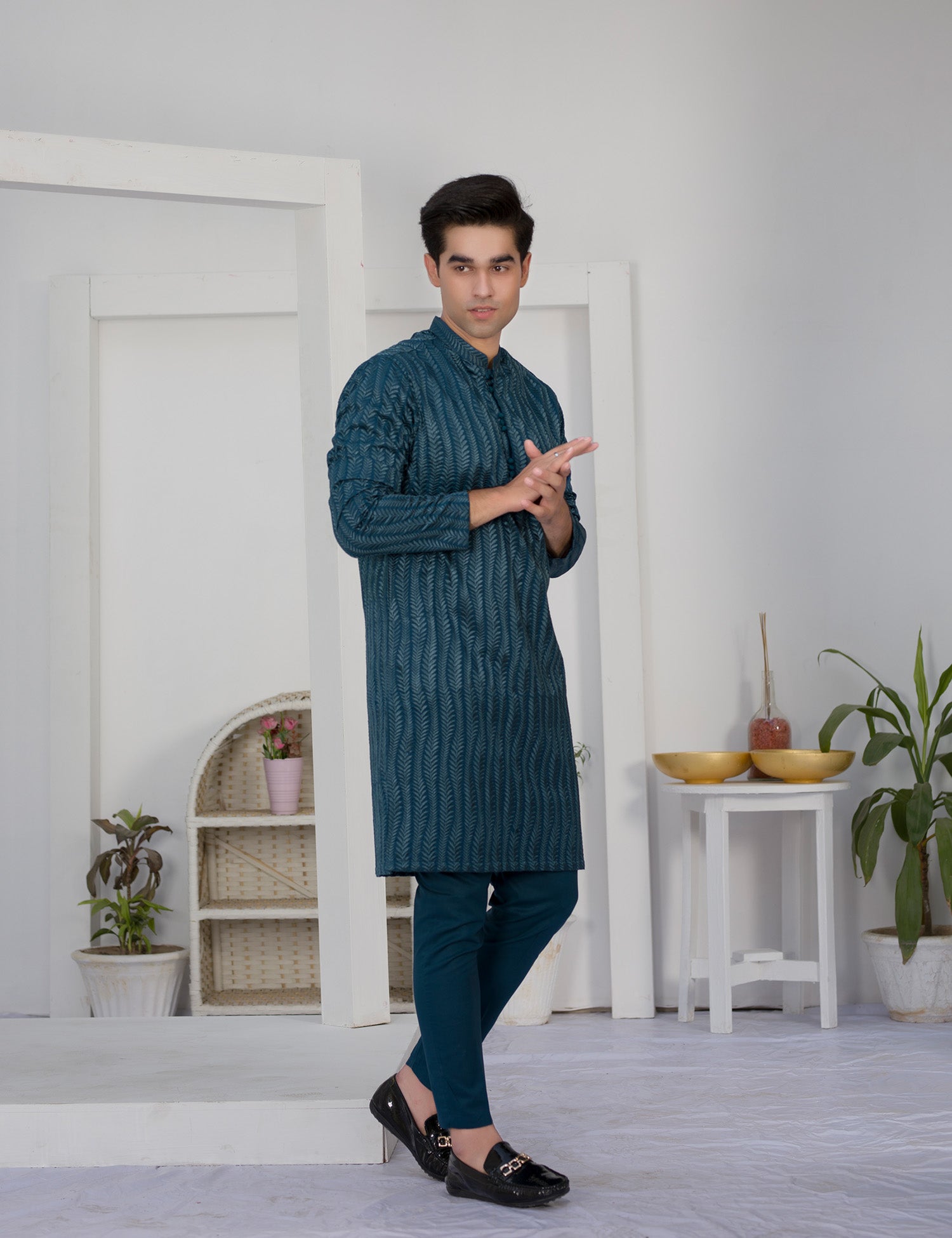 Blue Embroidered Cotton Kurta Set (2-Piece) - Image 6