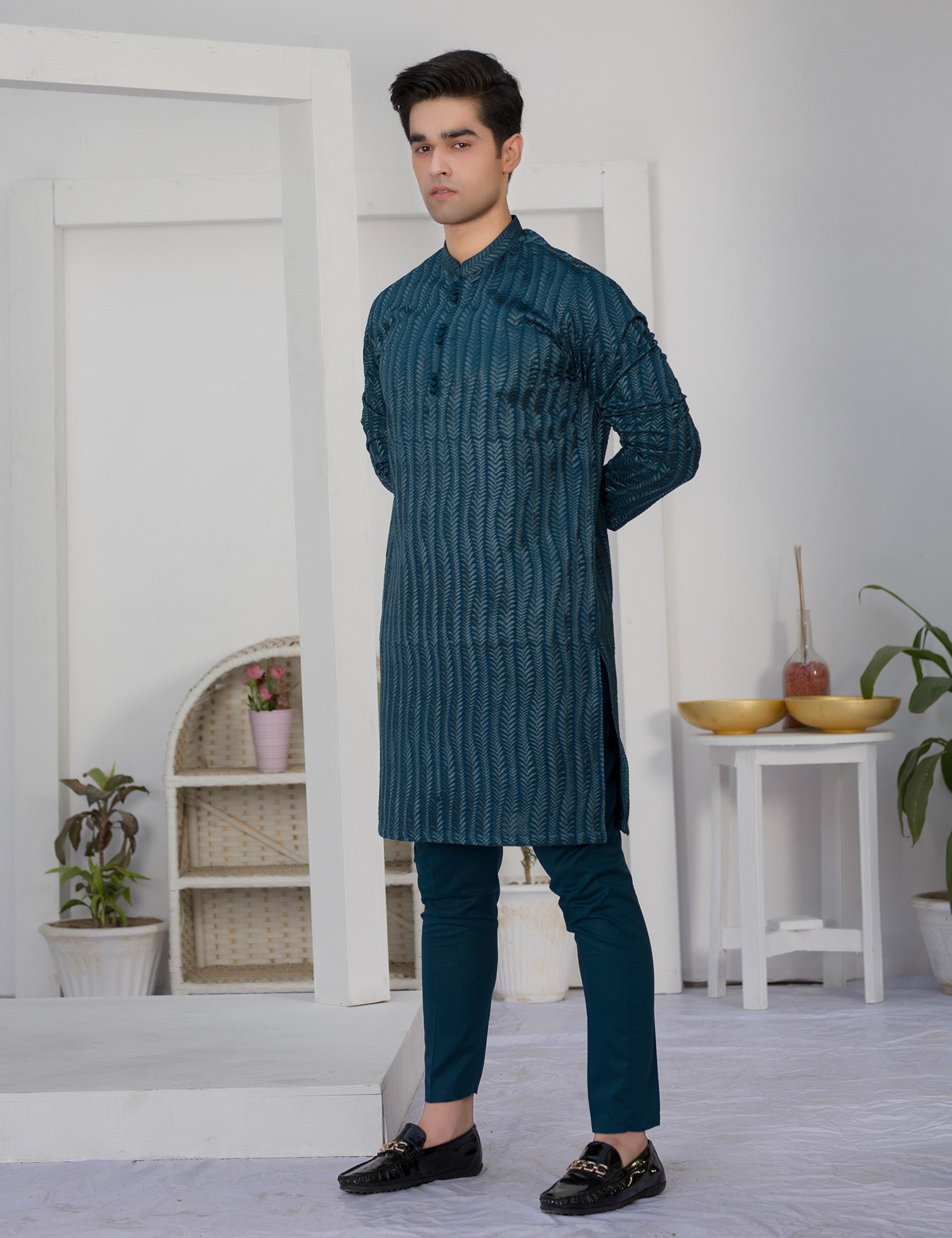 Blue Embroidered Cotton Kurta Set (2-Piece) - Image 7