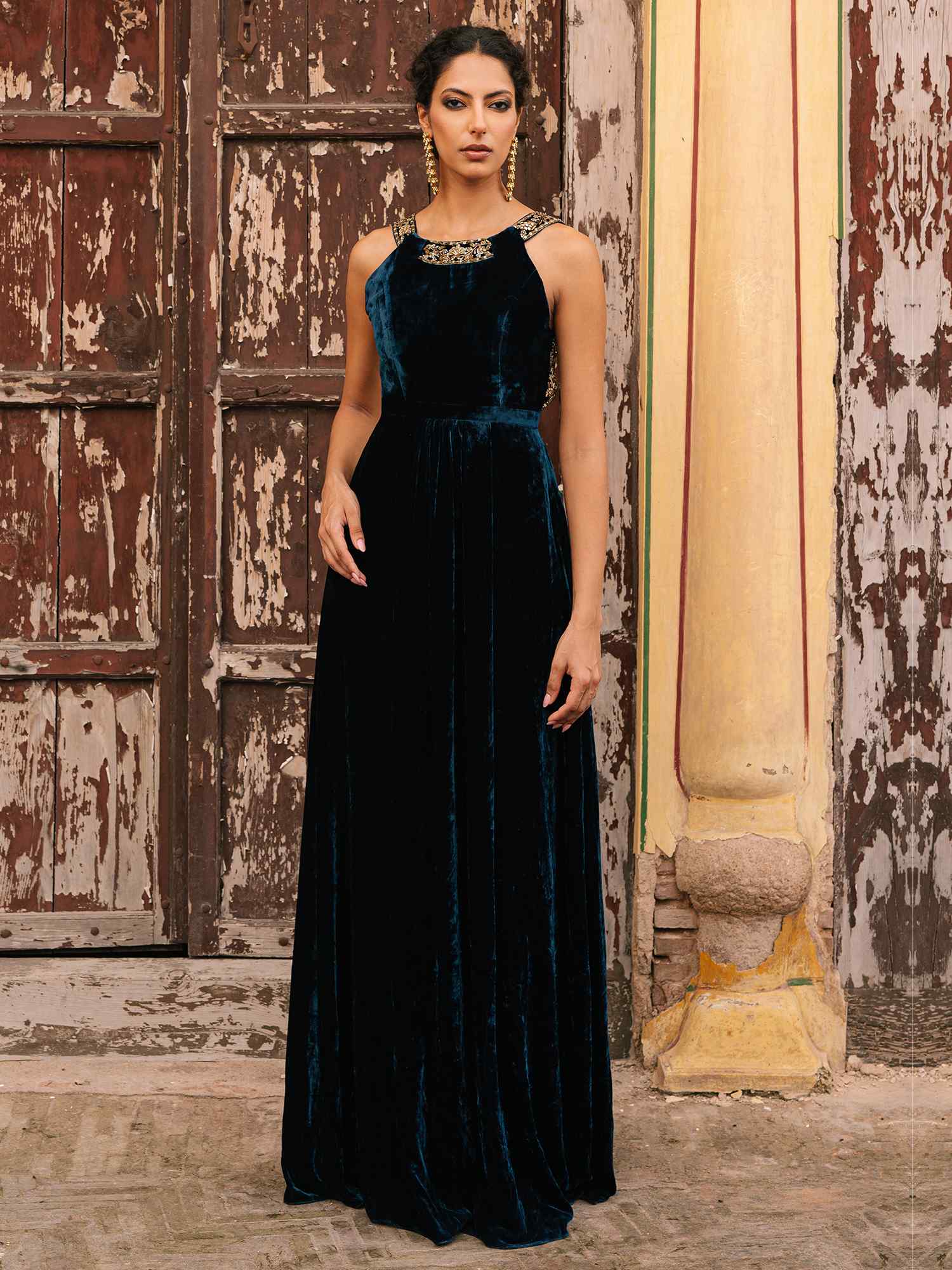 Pakistani Midnight Blue Zardozi Velvet Gown (1-Pc) - Image 1