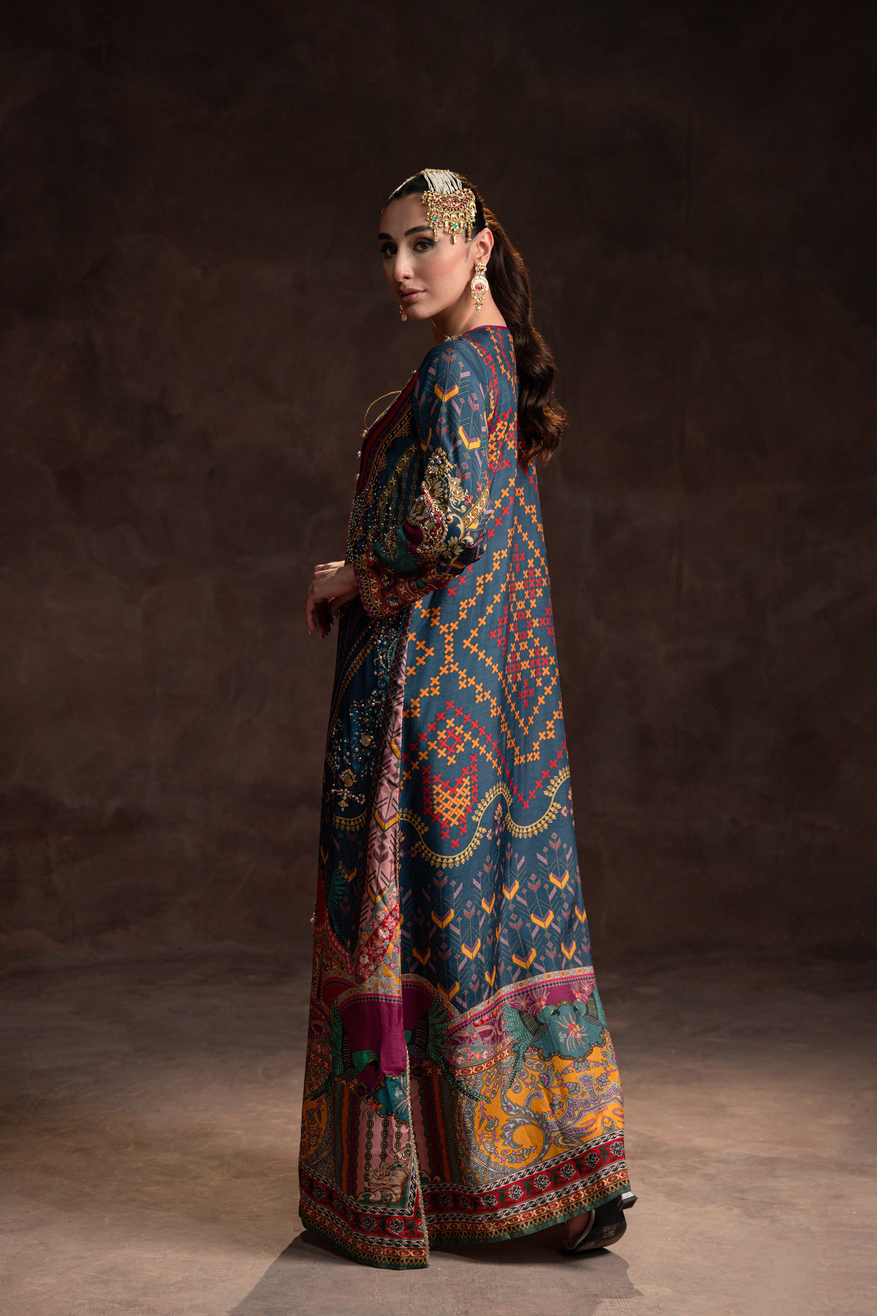 Pakistani Multi-Blue Hand-Embellished Silk Kaftan (2-Piece) - Image 2