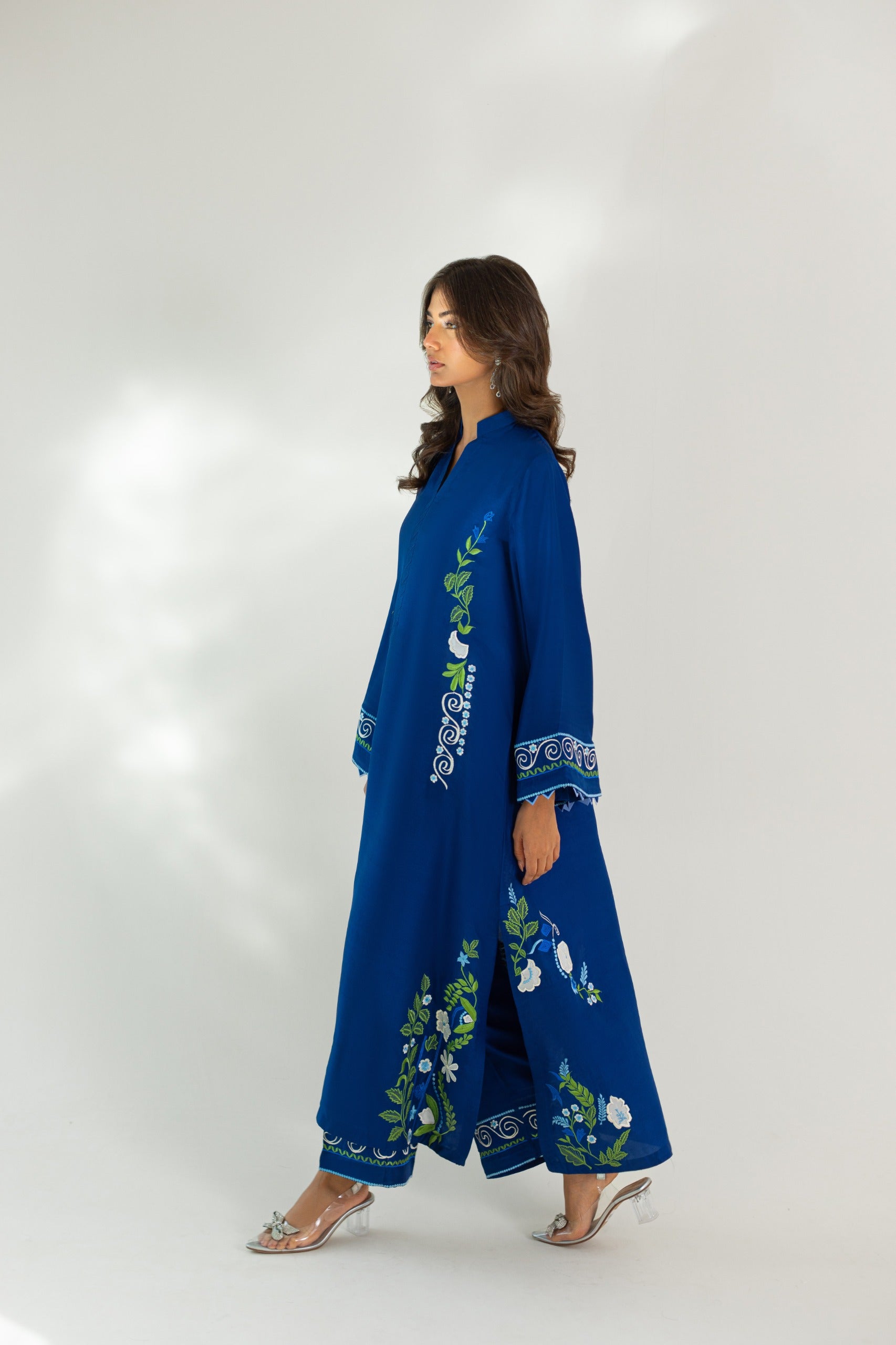 Royal Blue Embroidered Pure Raw Silk Kaftan (2-Piece) - Image 2