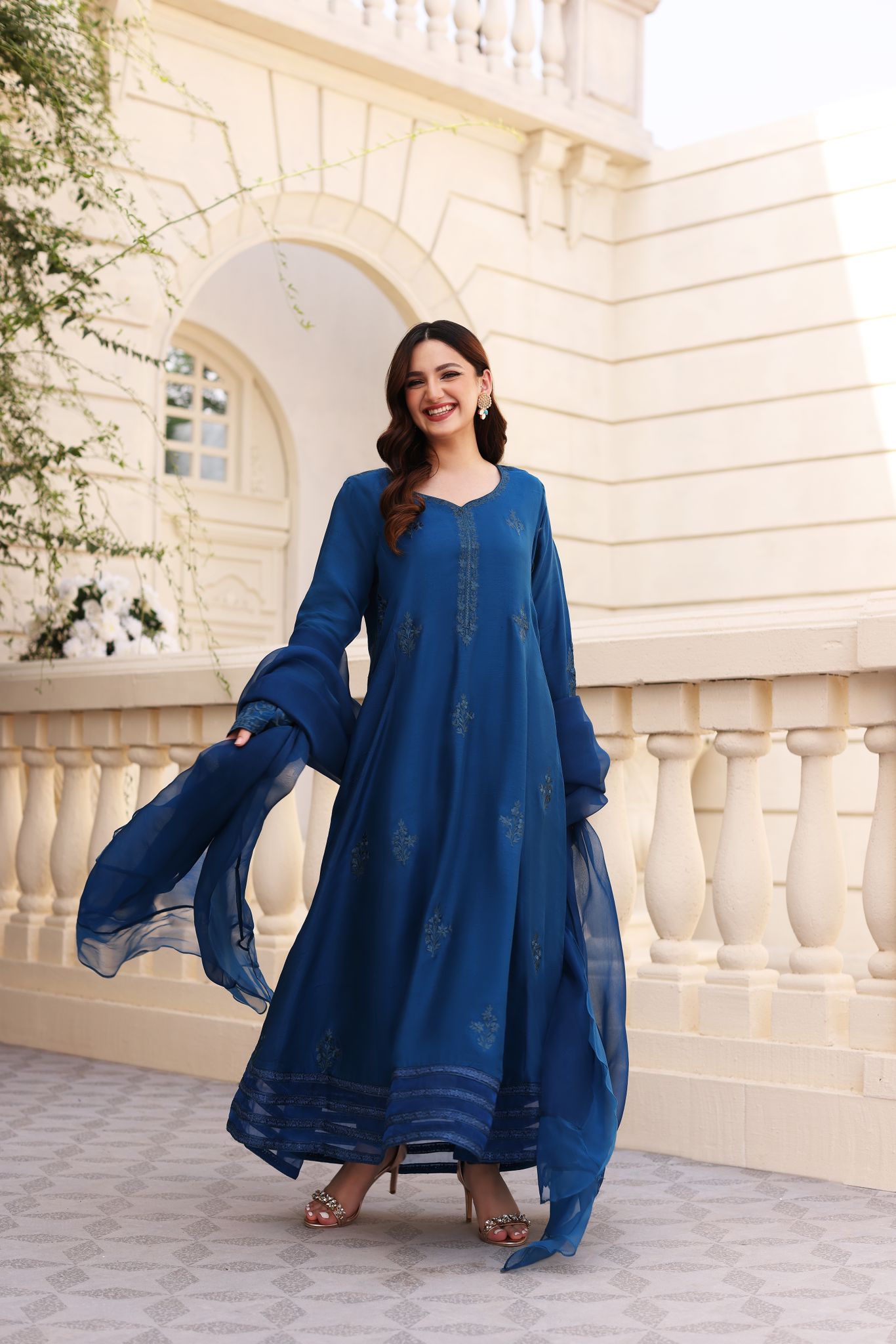 Midnight Blue Embroidered Raw Silk Kalidaar (3-Piece) - Image 5