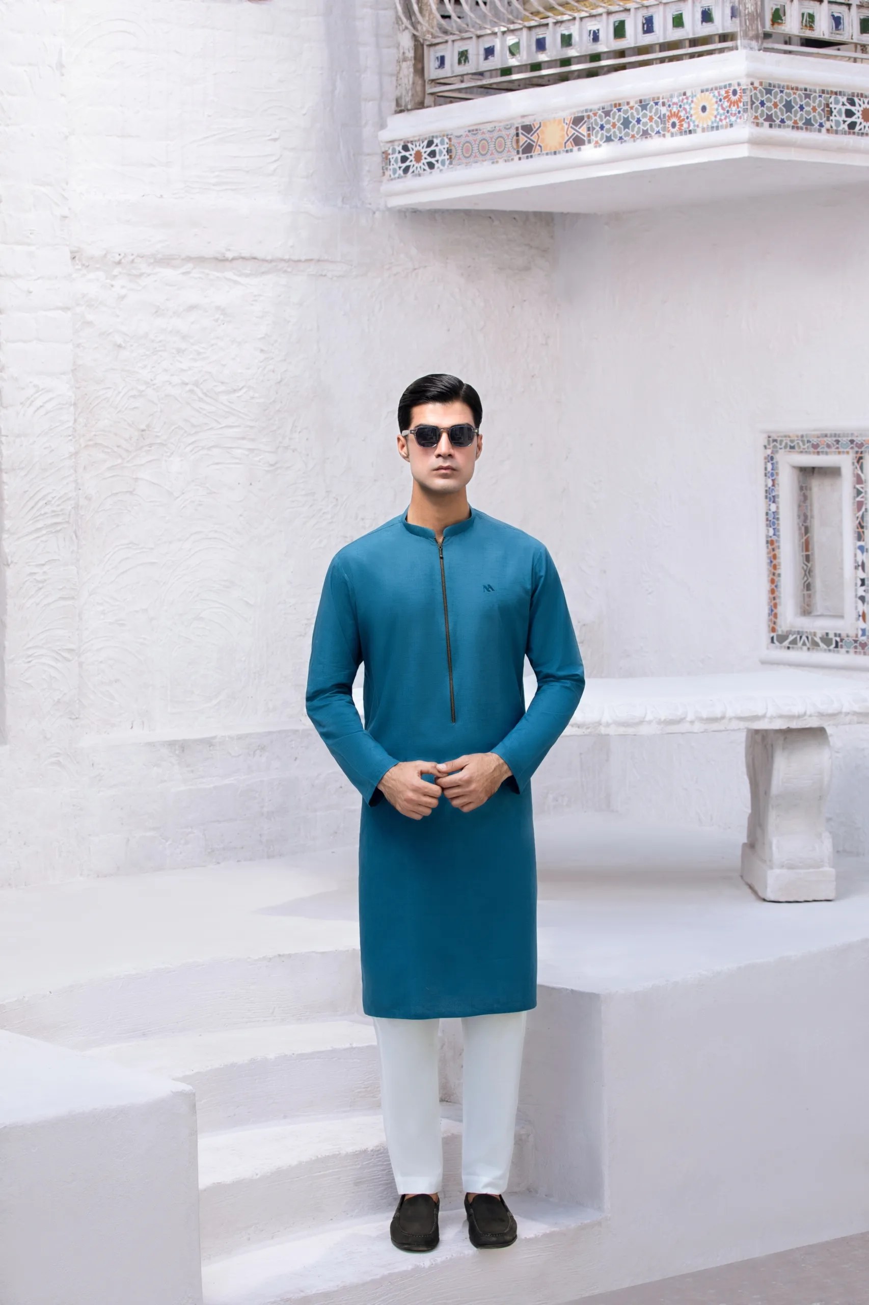 Aegean Blue Embroidered Cotton Blend Kurta (2-Piece) - Image 3