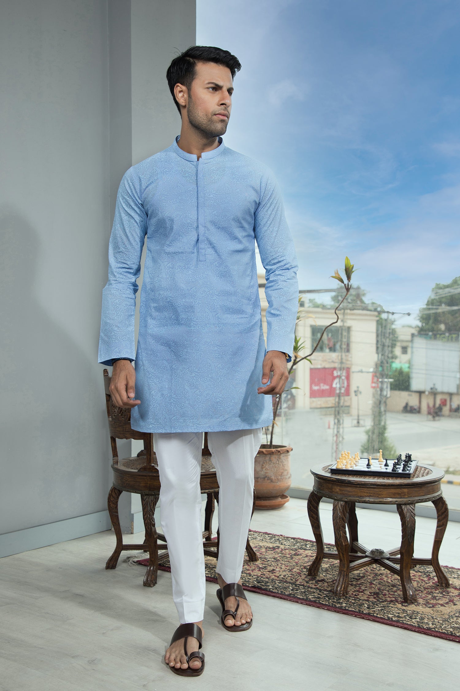 Vivid Blue Screen-Printed Cotton Kurta Pajama (2-Piece) - Image 2