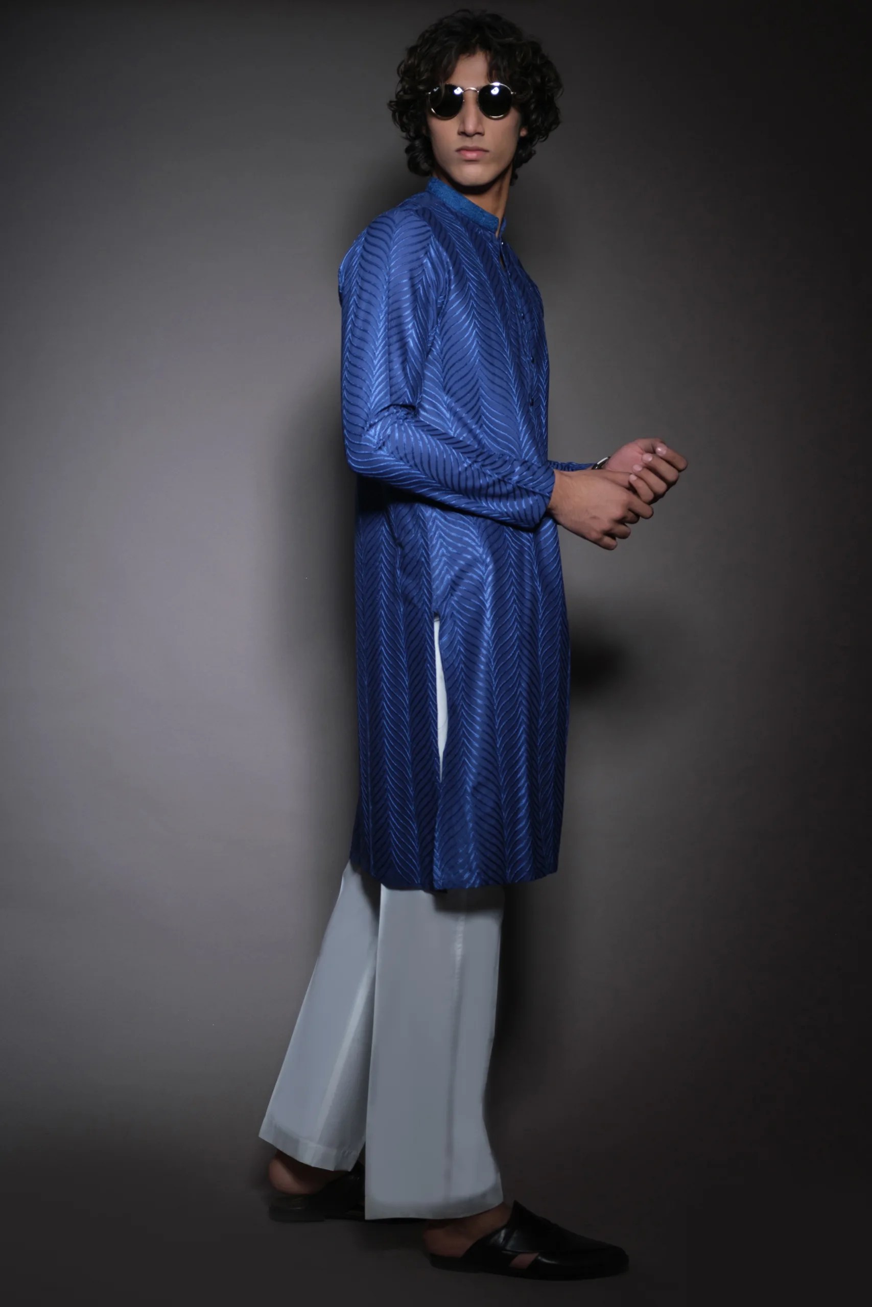 Denim Blue Textured Woven Kurta (2-Piece) - Image 2