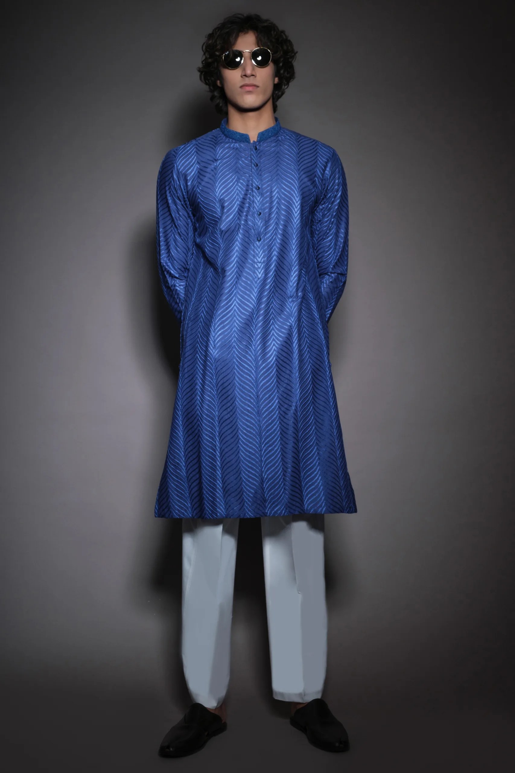 Denim Blue Textured Woven Kurta (2-Piece) - Image 5