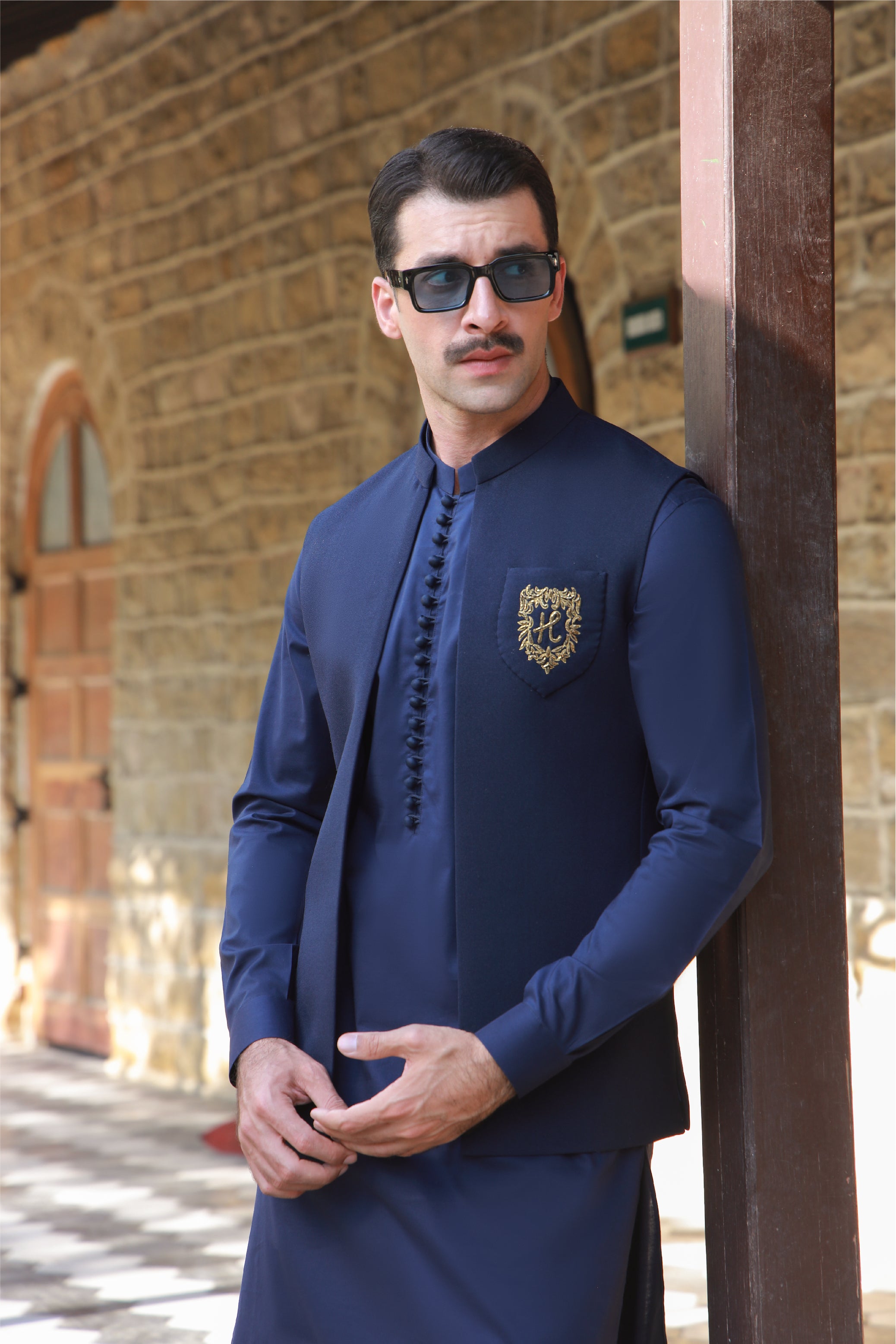 Royal Blue Embroidered Stretchable Kurta Pajama (2-Piece) - Image 6