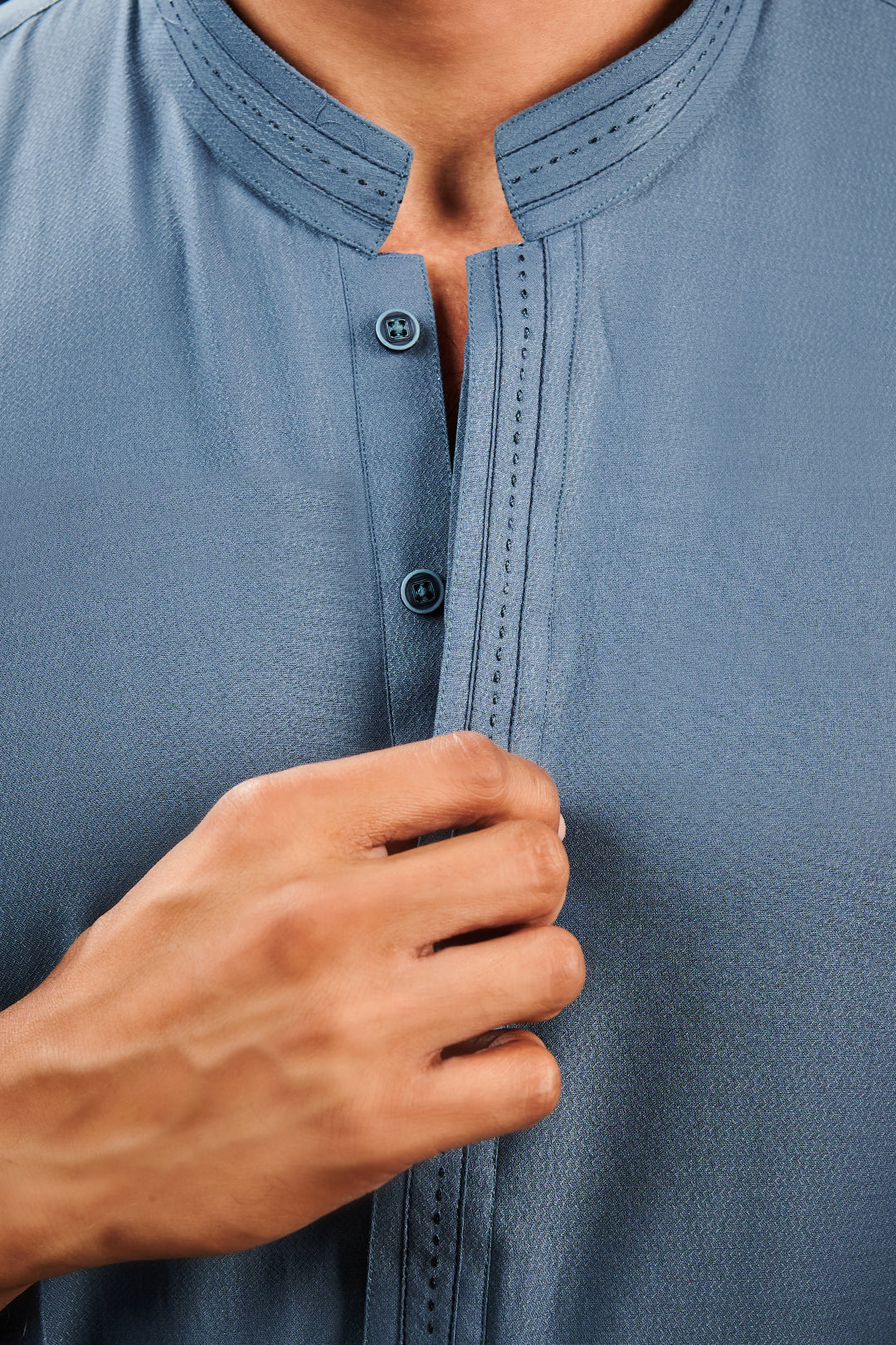 Slate Blue Minimal Stitch Wash & Wear Kurta Pajama (2-Piece) - Image 2