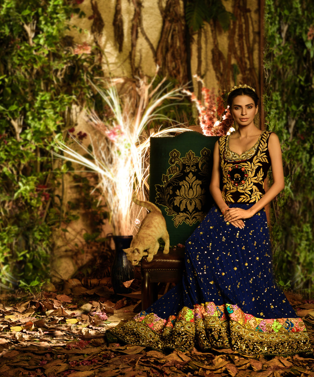 Pakistani Midnight Blue Embroidered Velvet Lehenga Set (2-Piece) - Image 4