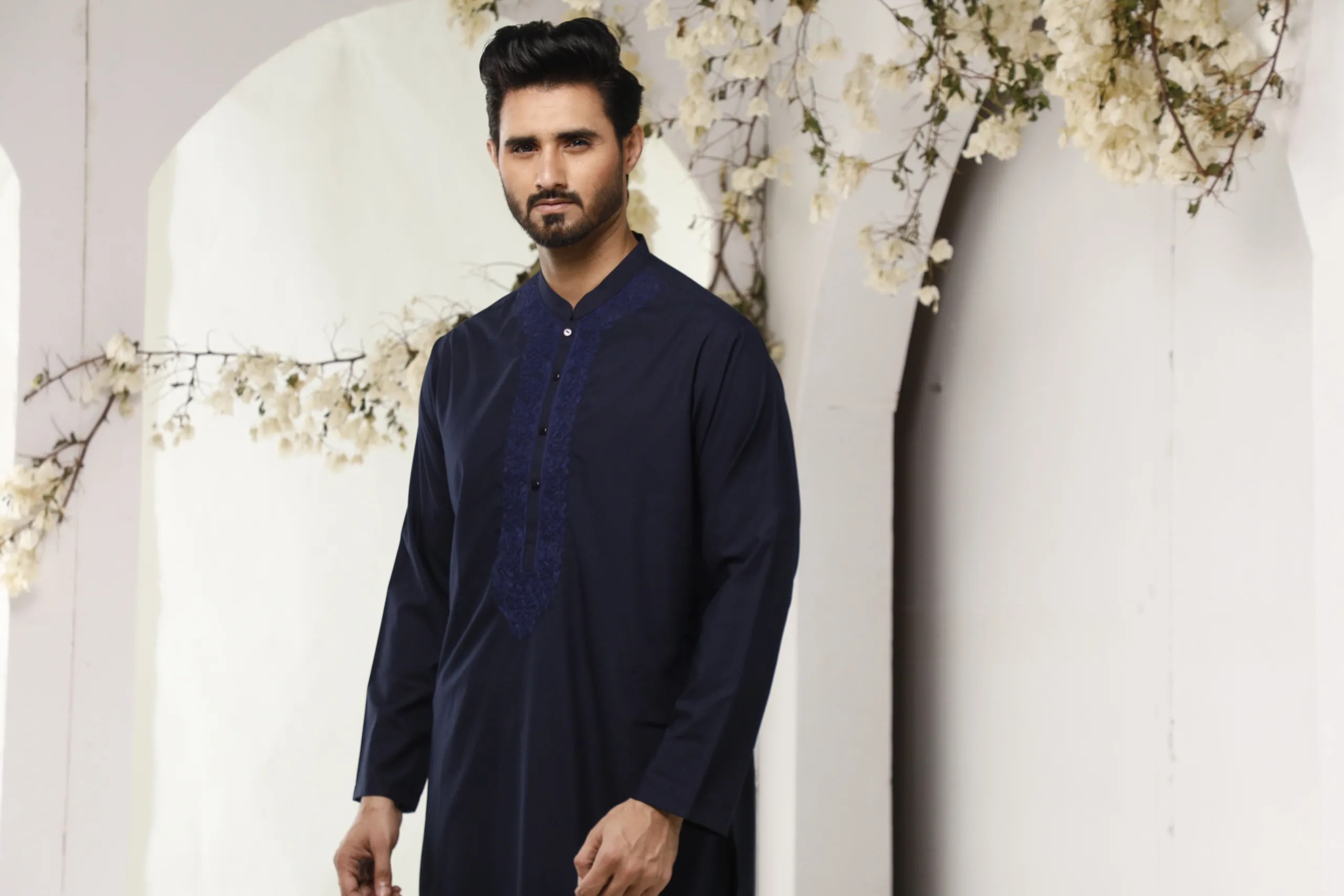 Midnight Blue Embroidered Cotton-Blend Kurta (2-Piece) - Image 3