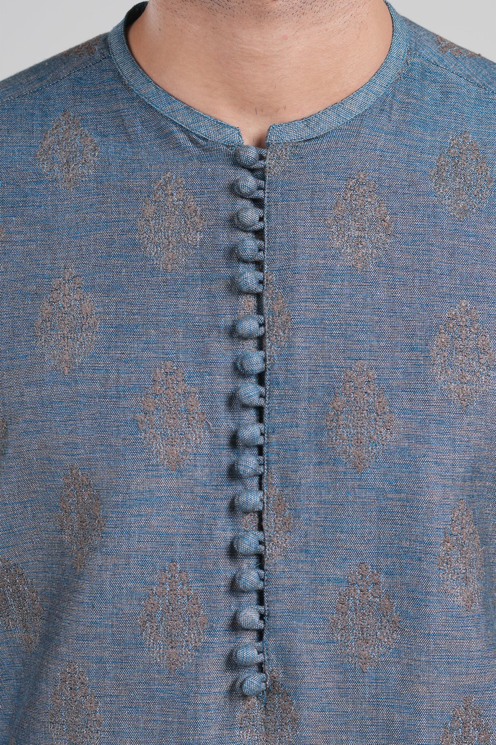 Blue Embroidered Handloomed Kurta (2-Piece) - Image 2