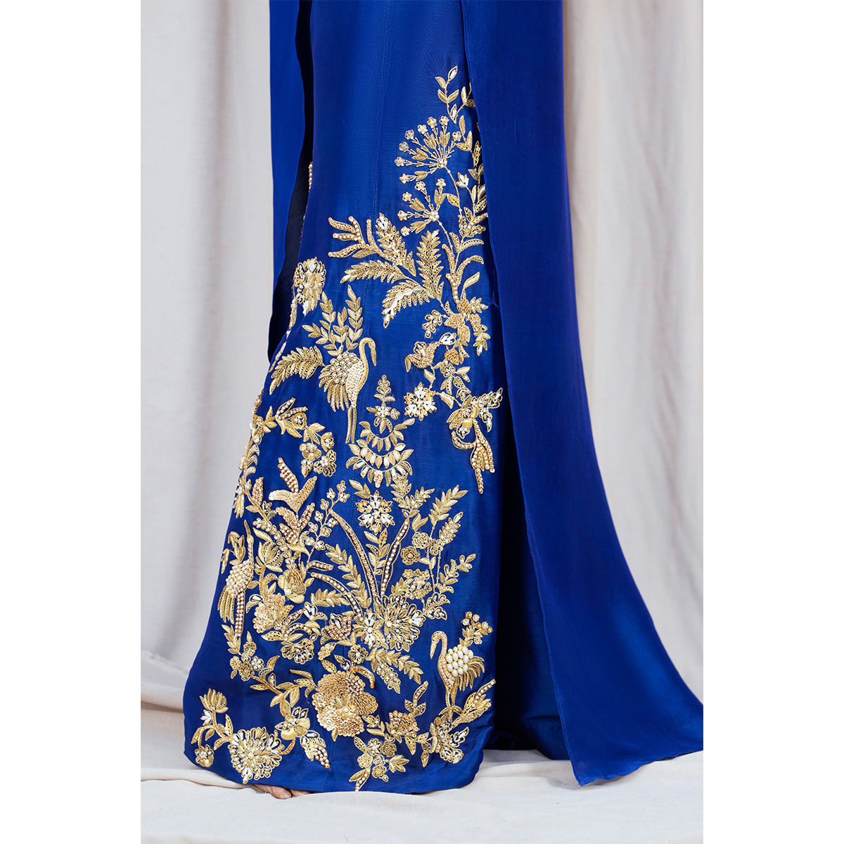 Pakistani Royal Blue Hand Embellished Silk Palazzo Set (3-Piece) - Image 6