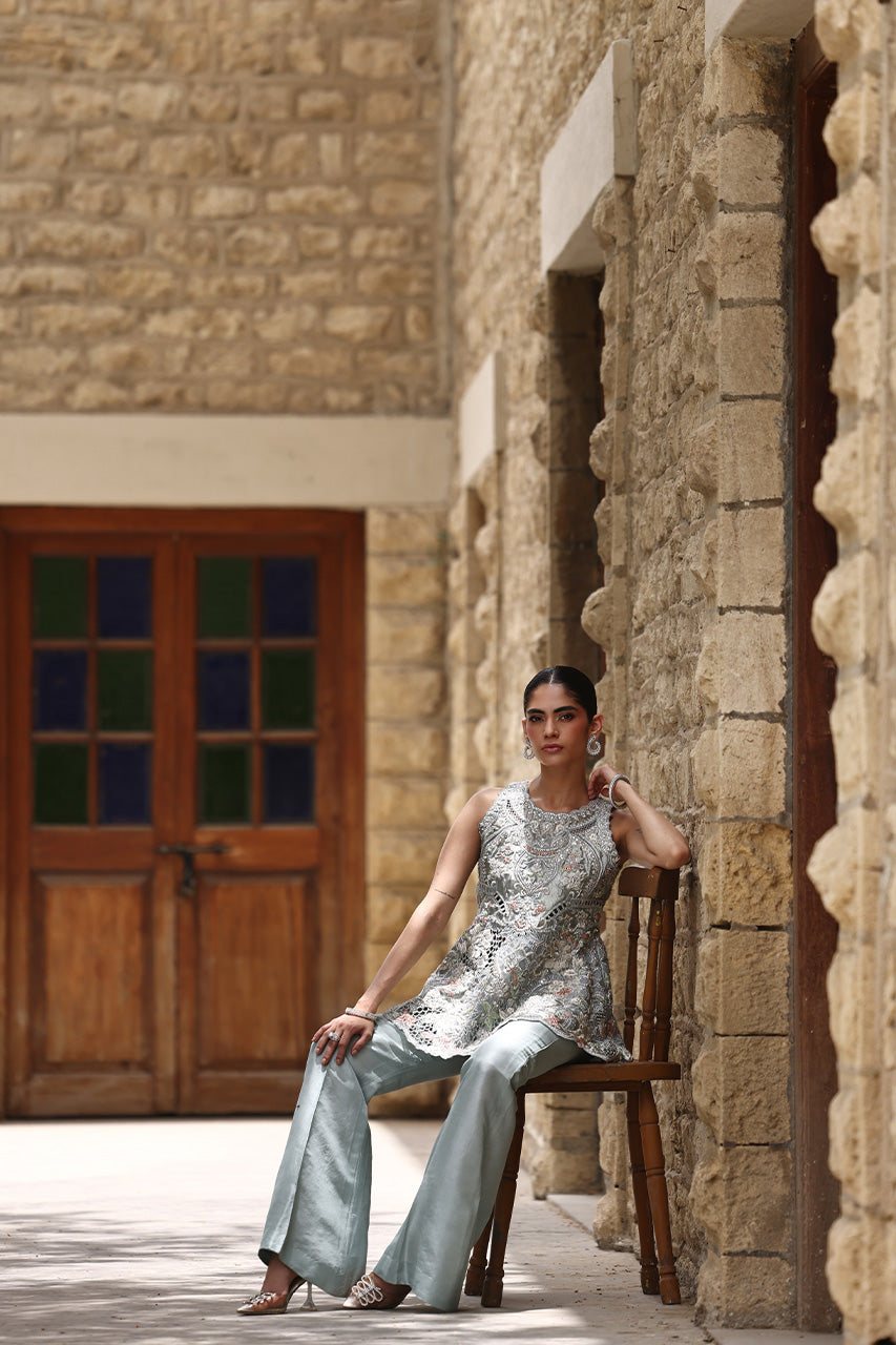 Pakistani Soft Blue Embroidered Lamay Meysuri Peplum (2-Piece) - Image 8