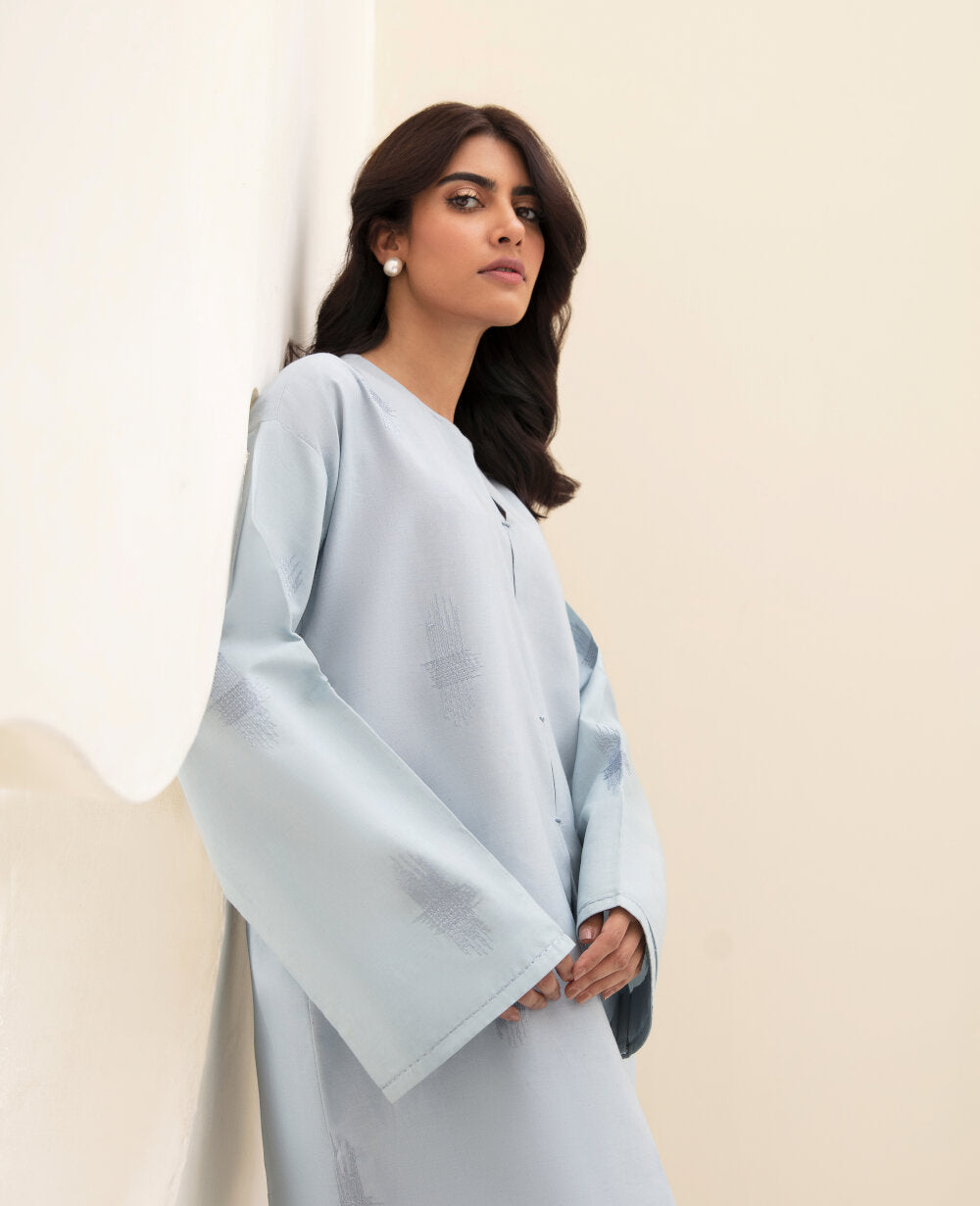 Pakistani Powder Blue Kantha-Stitch Cambric Kurta Set (2-Piece) - Image 4