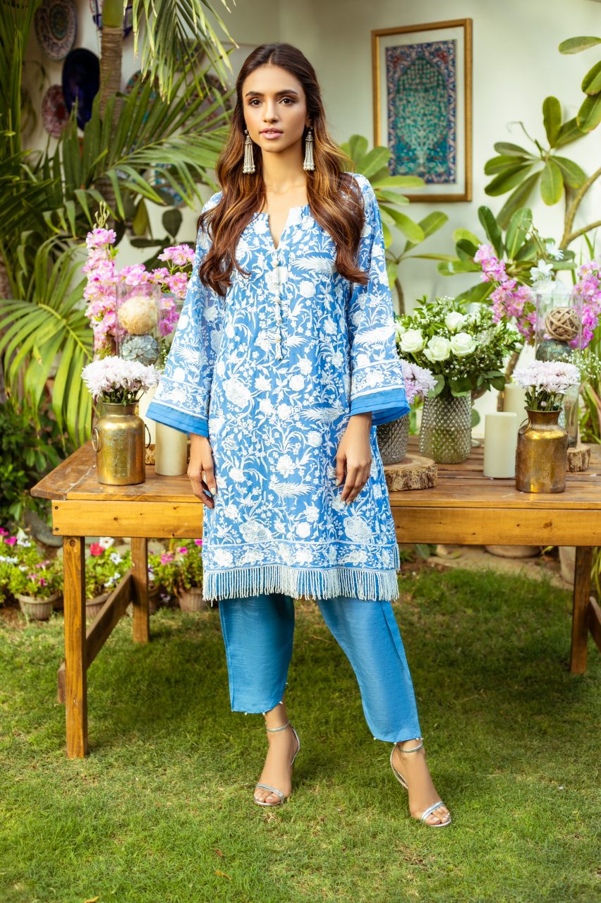 Blue Gaara Embroidered Chiffon Kurta Set (2-Piece) - Image 3