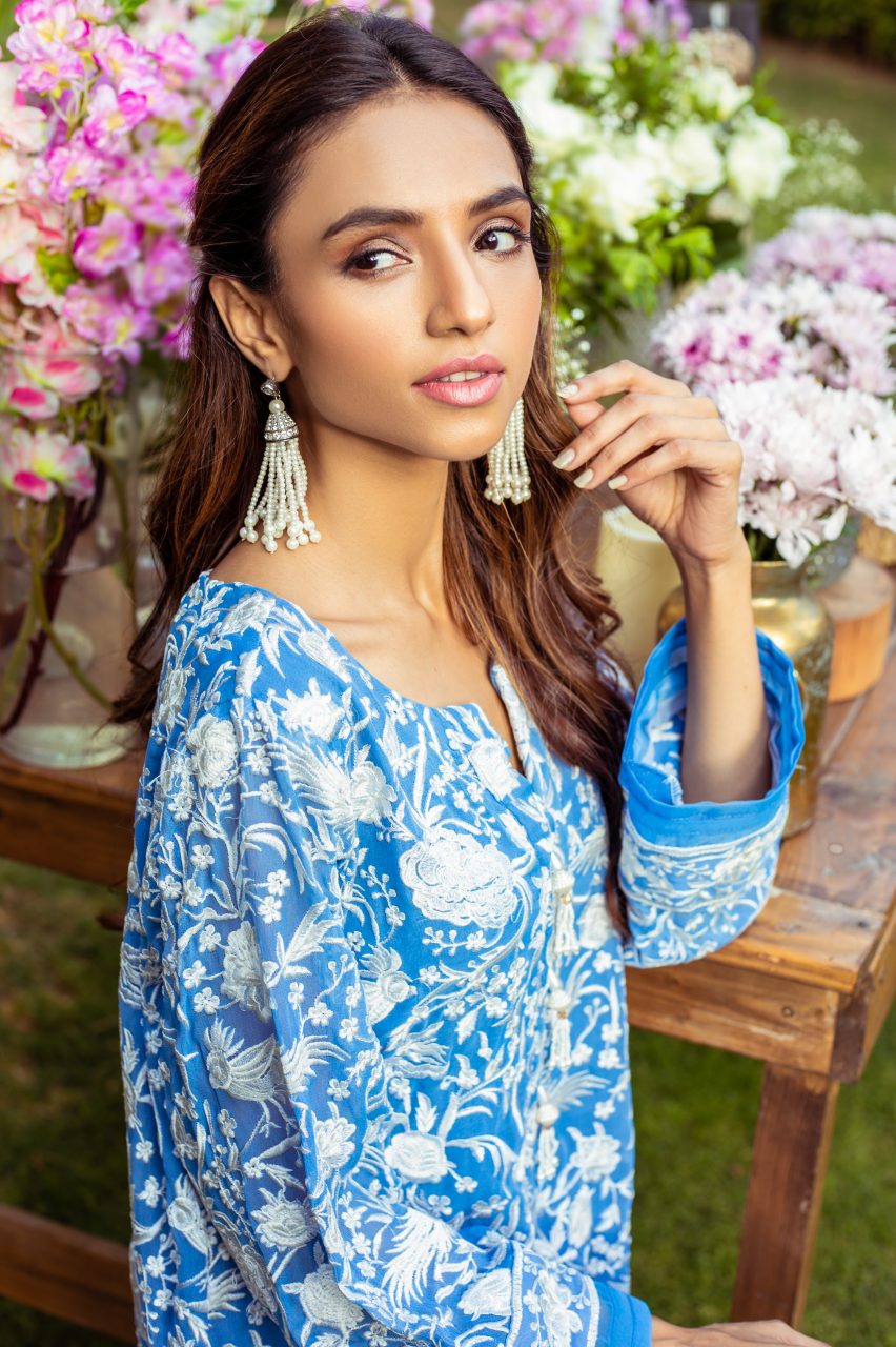 Blue Gaara Embroidered Chiffon Kurta Set (2-Piece) - Image 6