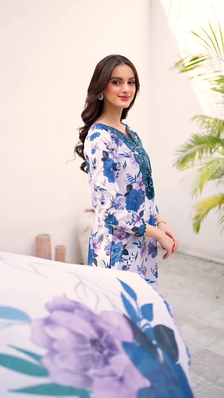 Pakistani Light Blue Embroidered Cotton Kurta Set (3-Piece) - Image 6