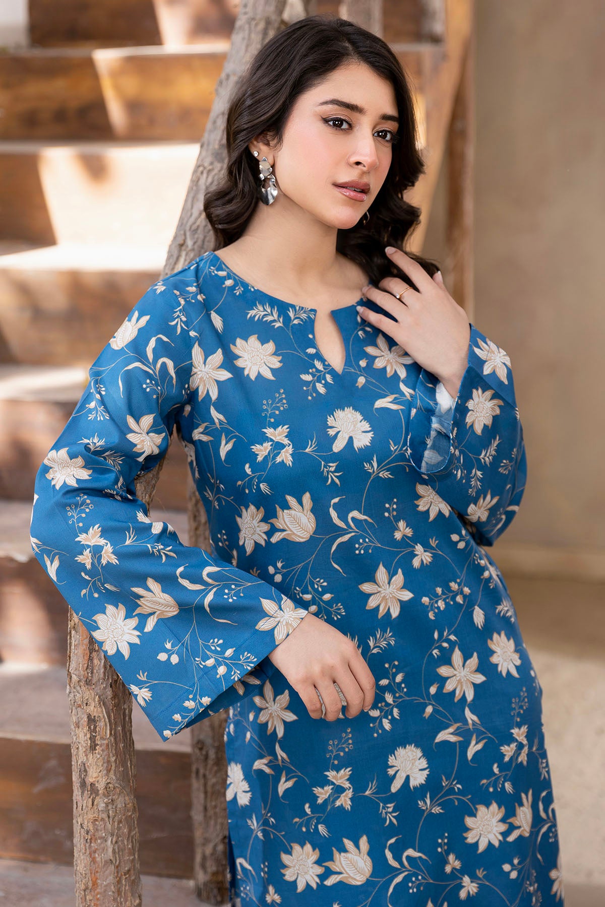 Pakistani Blue Digital Printed Cotton Lawn Salwar Kameez (2-Piece) - Image 2