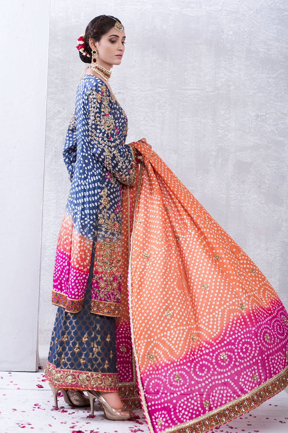 Pakistani Royal Blue Embroidered Cotton Net Salwar Kameez (3-Piece) - Image 4