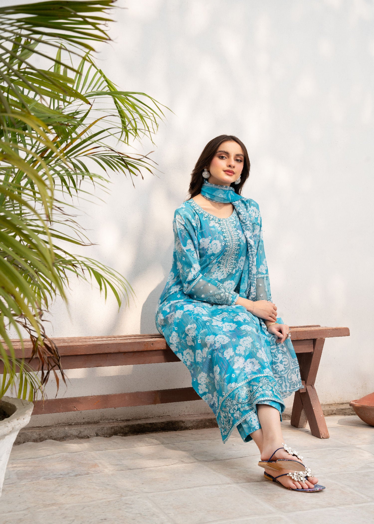 Blue Printed & Embroidered Cotton Kurta Set (3-Piece) - Image 4