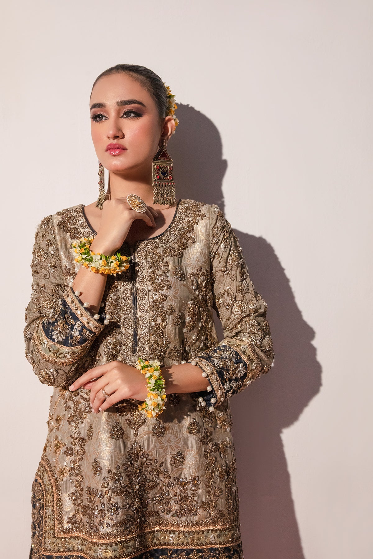 Grey Blue Embellished Jamawar Kurta (2-Piece) - Image 4