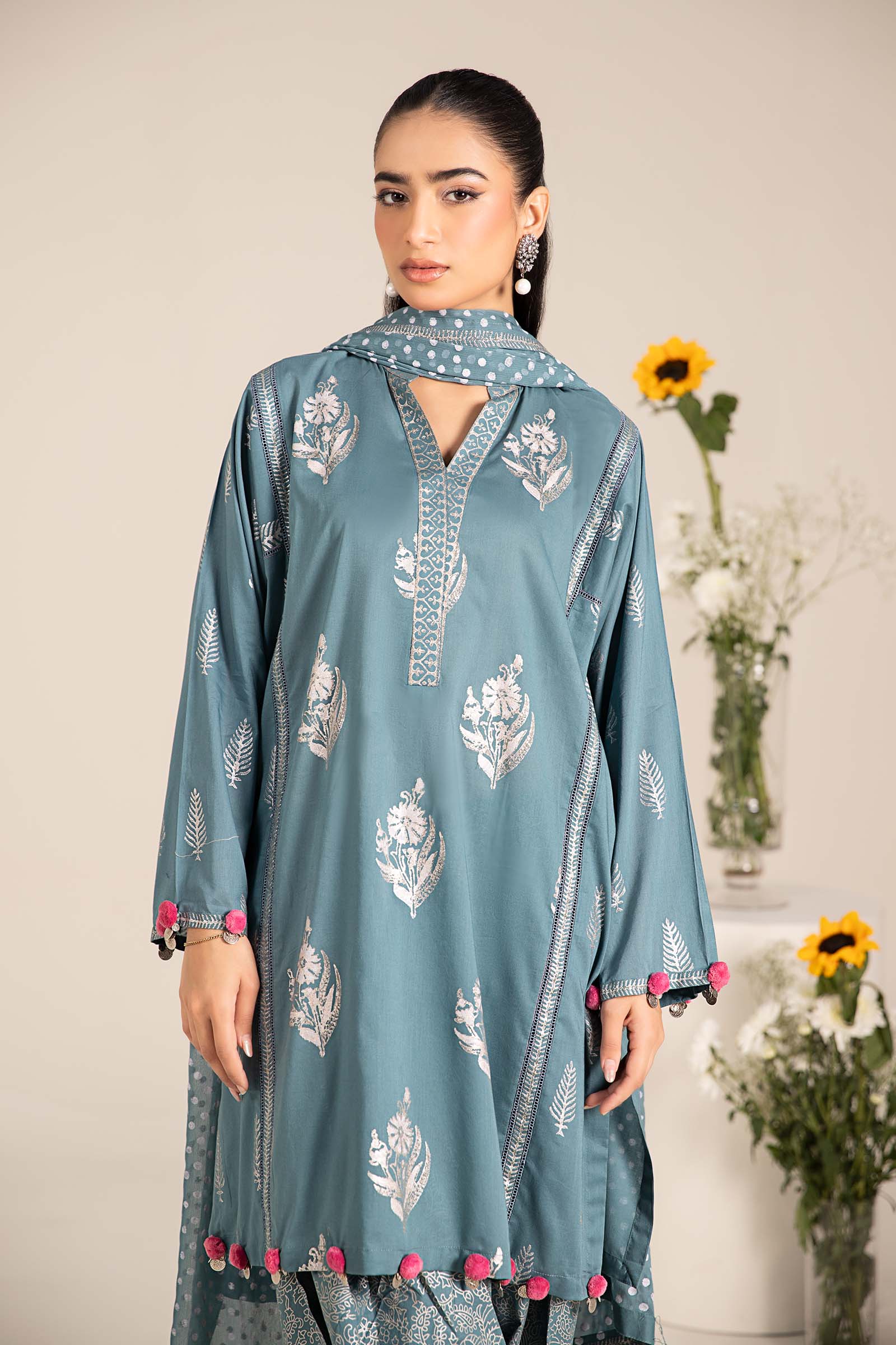 Pakistani Teal Blue Block Printed Lawn 3-Piece Suit - Image 2
