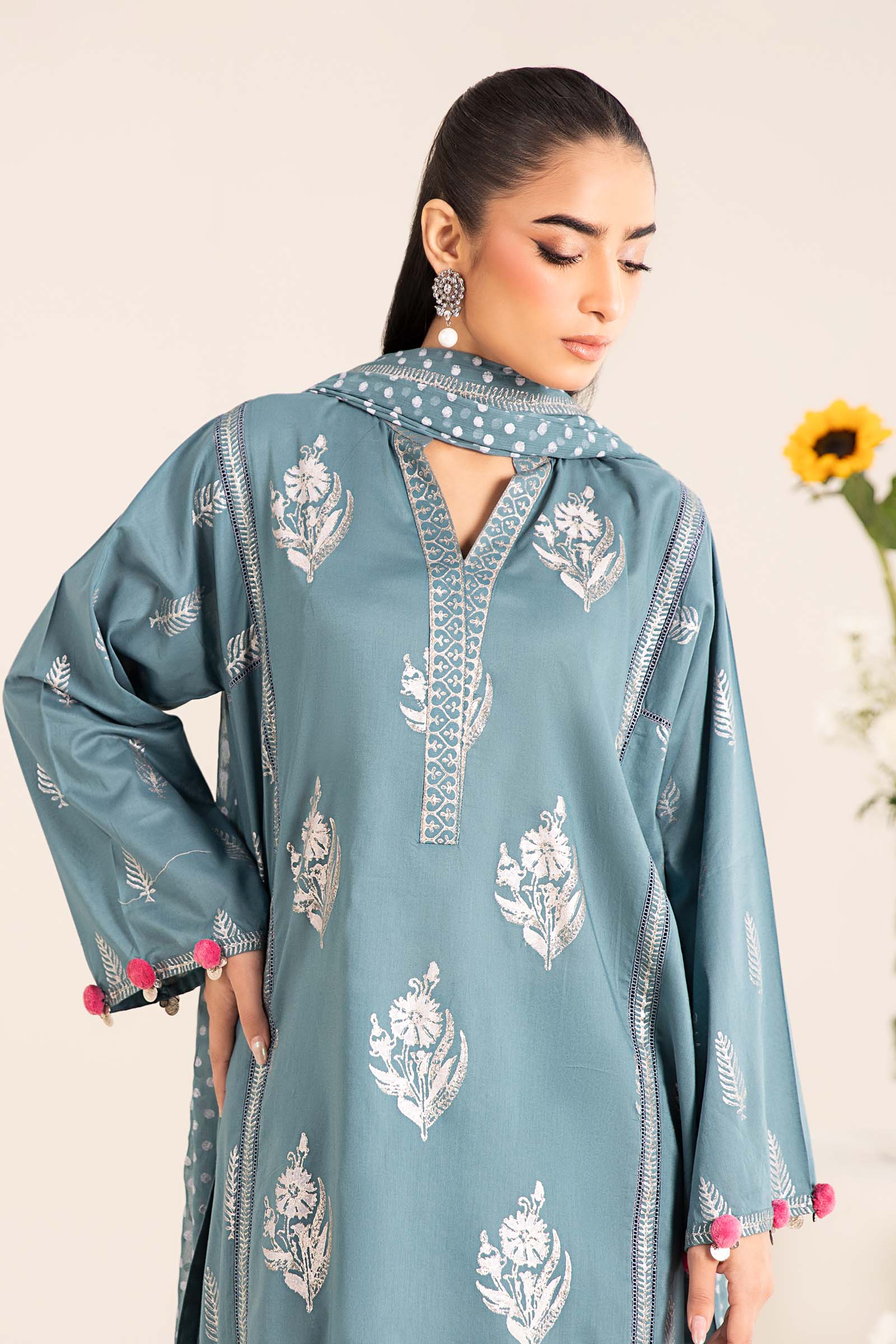 Pakistani Teal Blue Block Printed Lawn 3-Piece Suit - Image 3