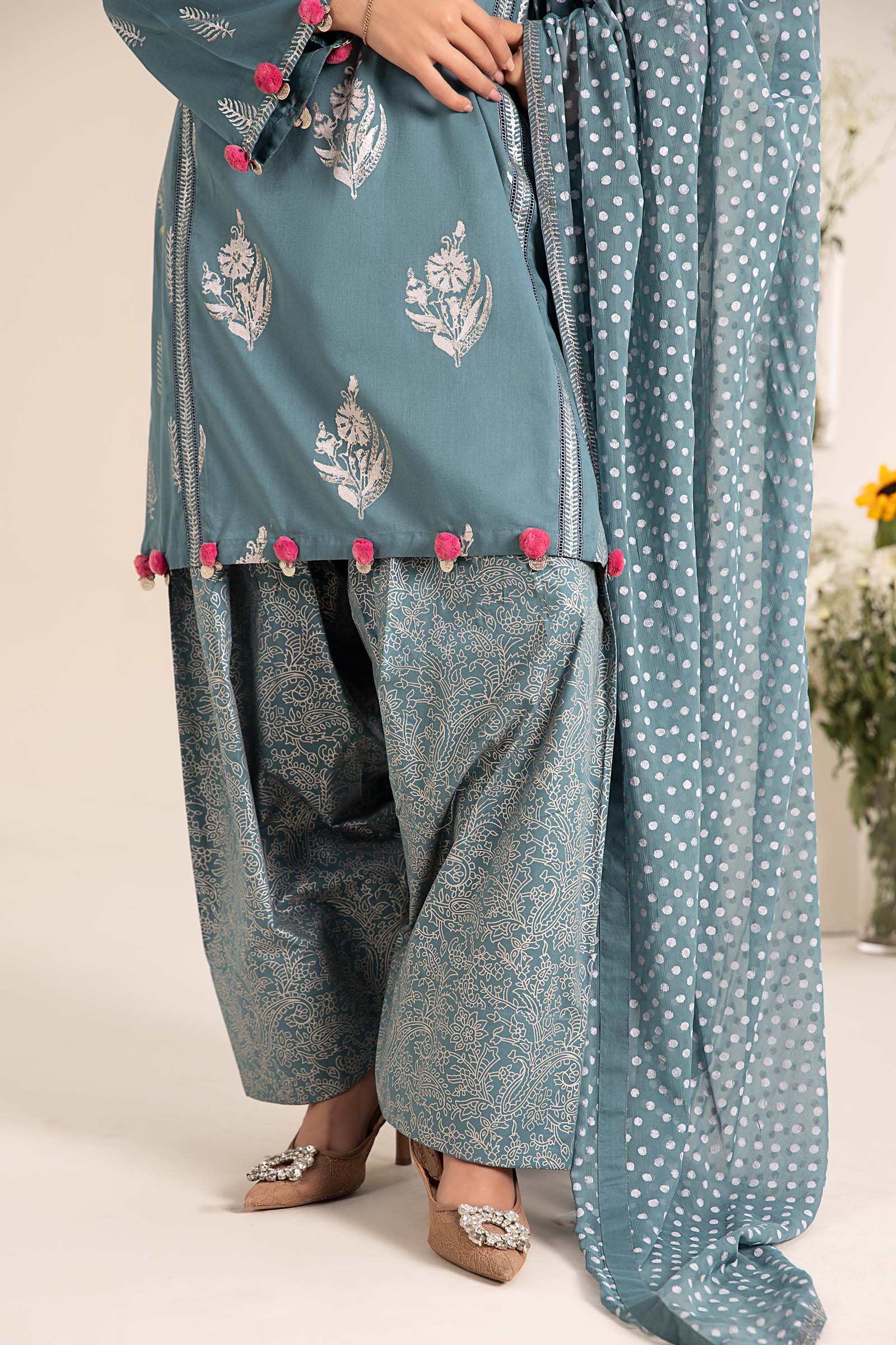 Pakistani Teal Blue Block Printed Lawn 3-Piece Suit - Image 4